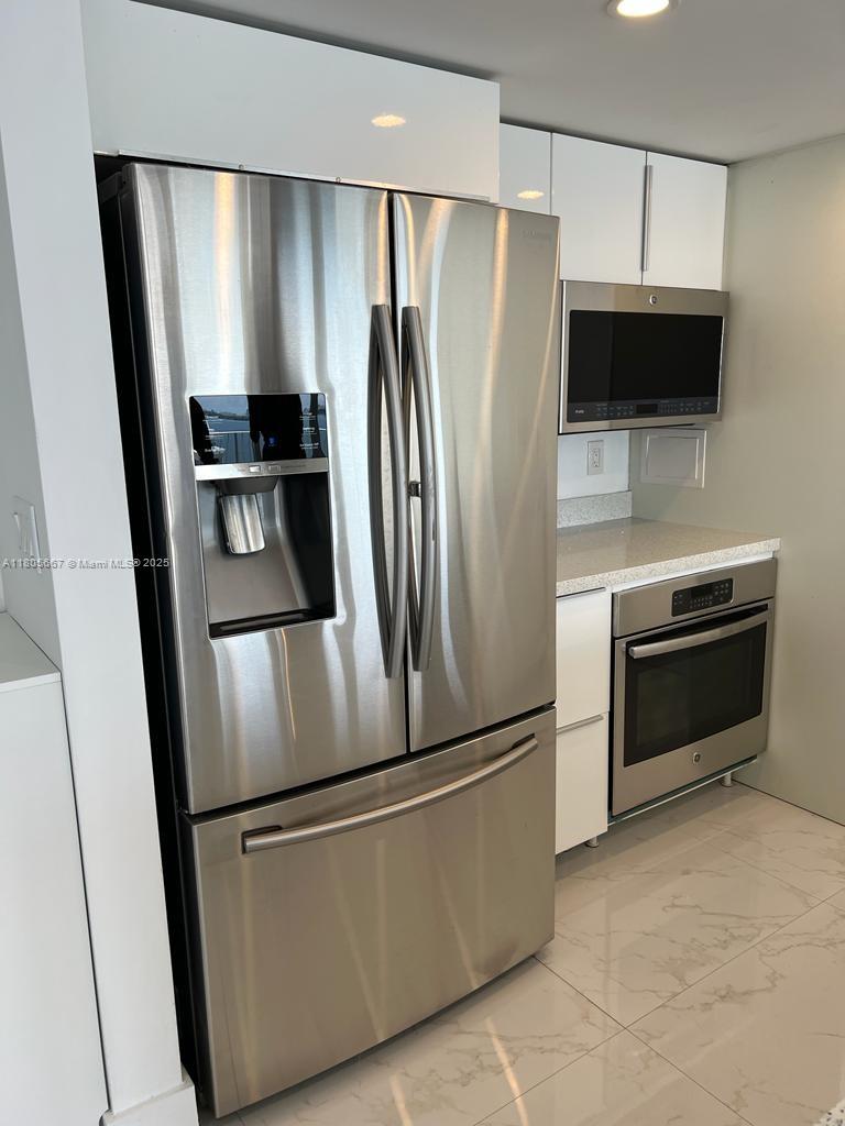 7601 E Treasure Dr #1622, North Bay Village, Florida image 15
