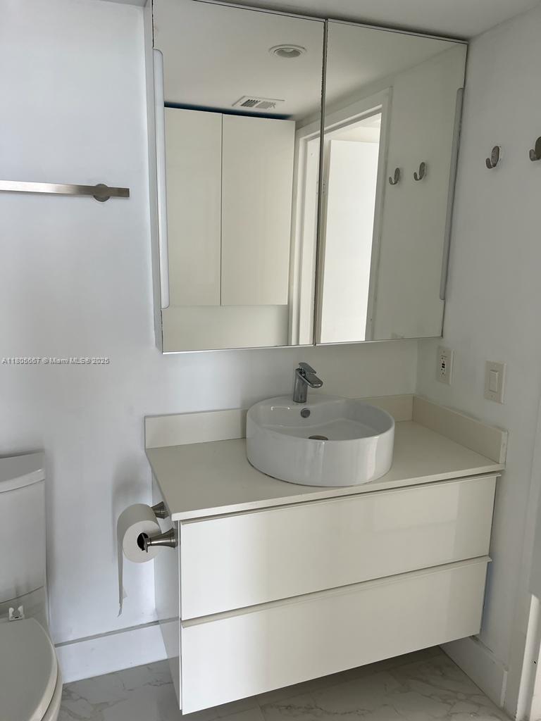 7601 E Treasure Dr #1622, North Bay Village, Florida image 27