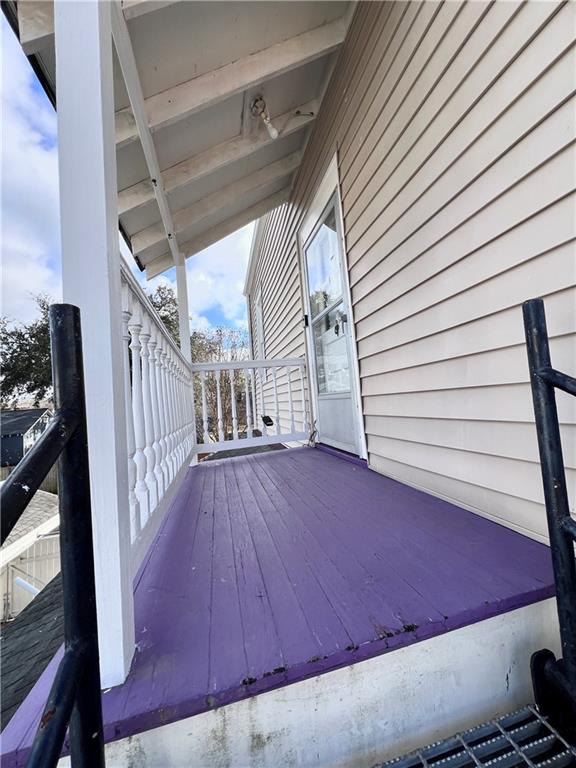 546 Verret Street UPPER