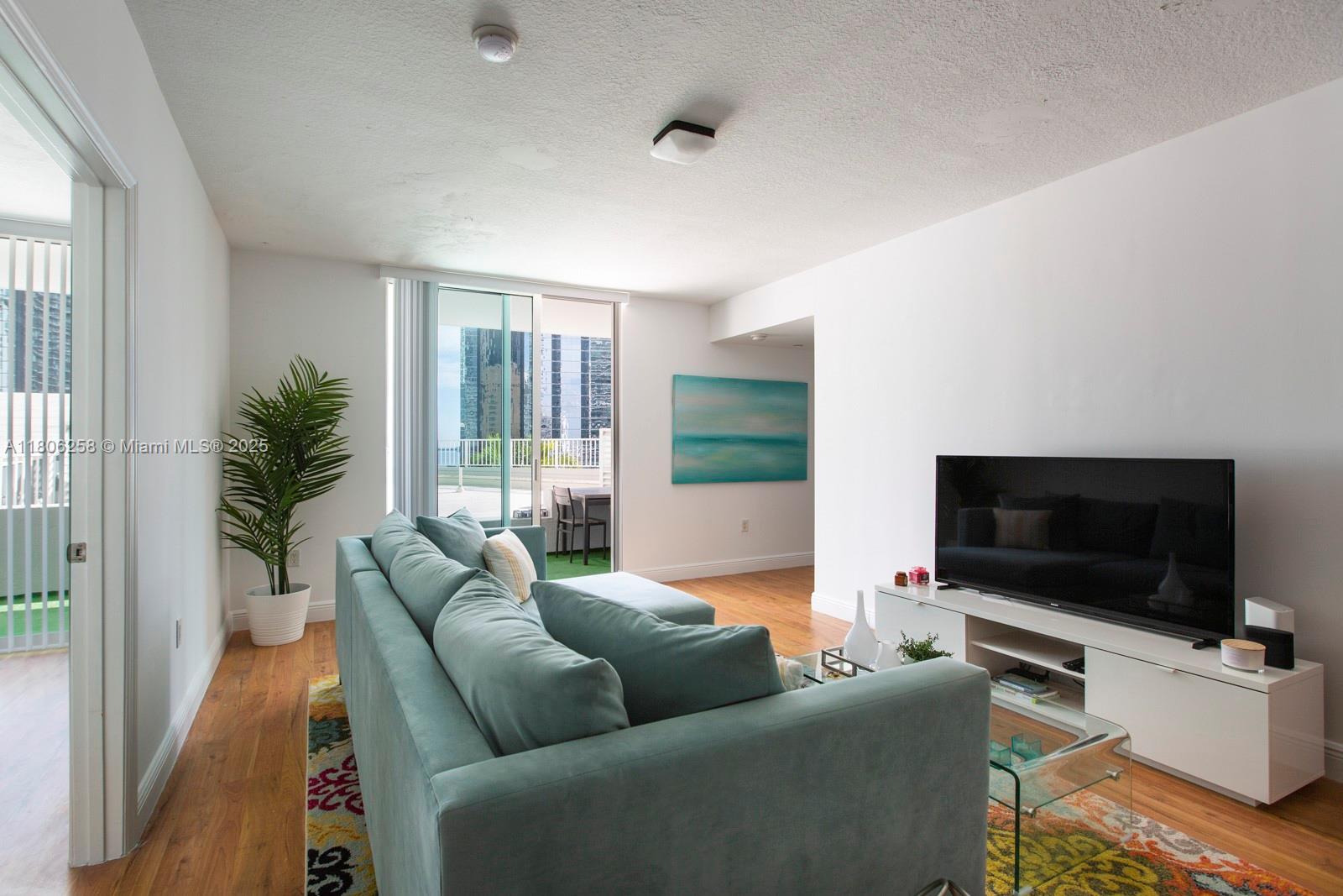 1250 S Miami Ave #904, Miami FL 33130