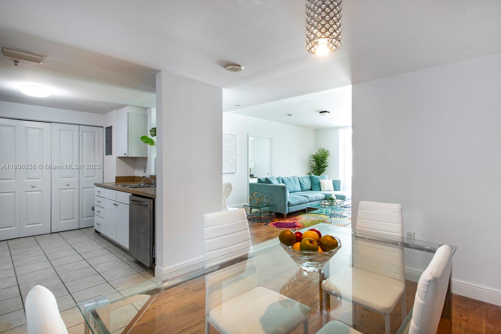 1250 S Miami Ave #904, Miami FL 33130