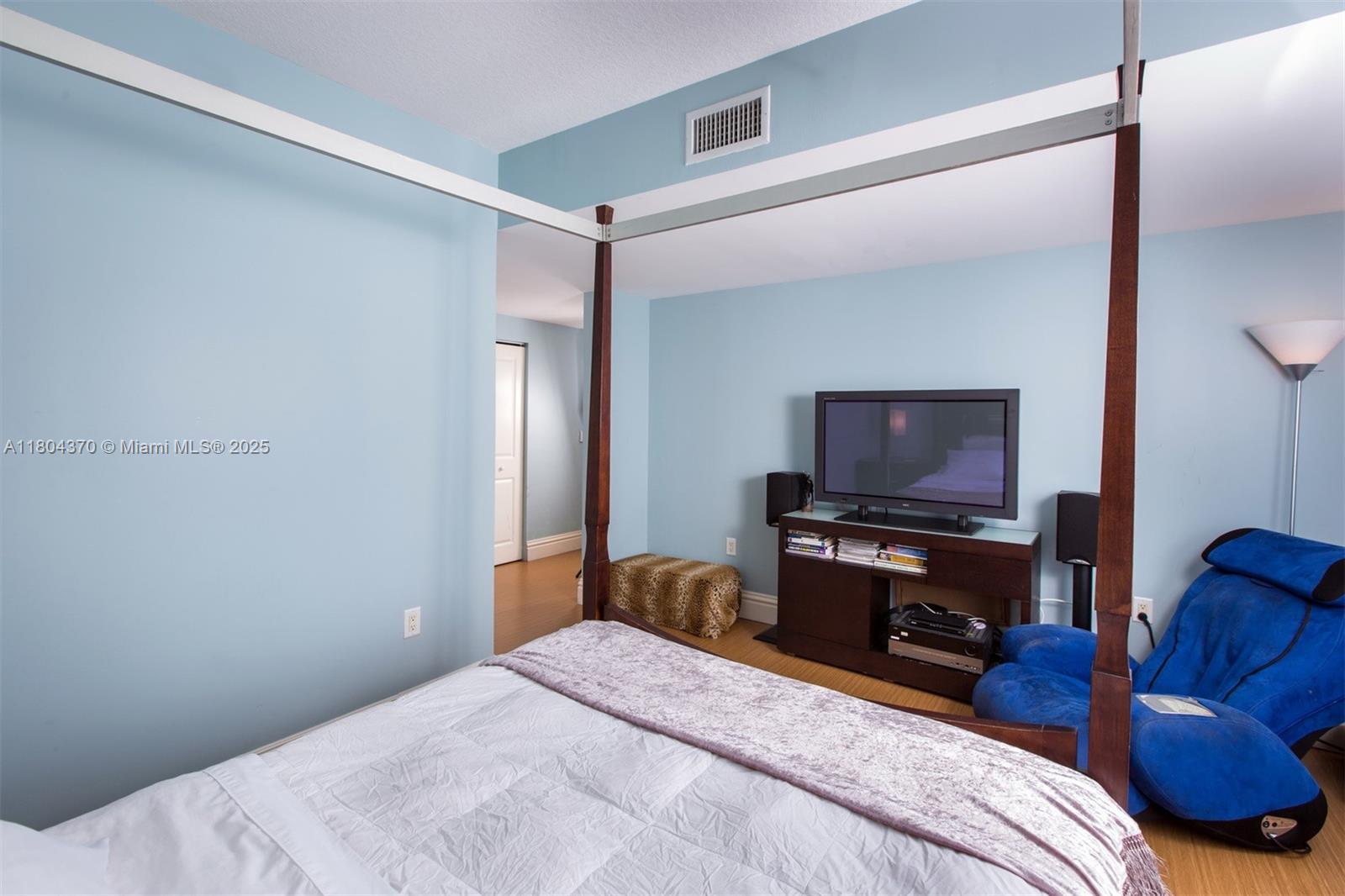 1250 S Miami Ave #3106, Miami FL 33130