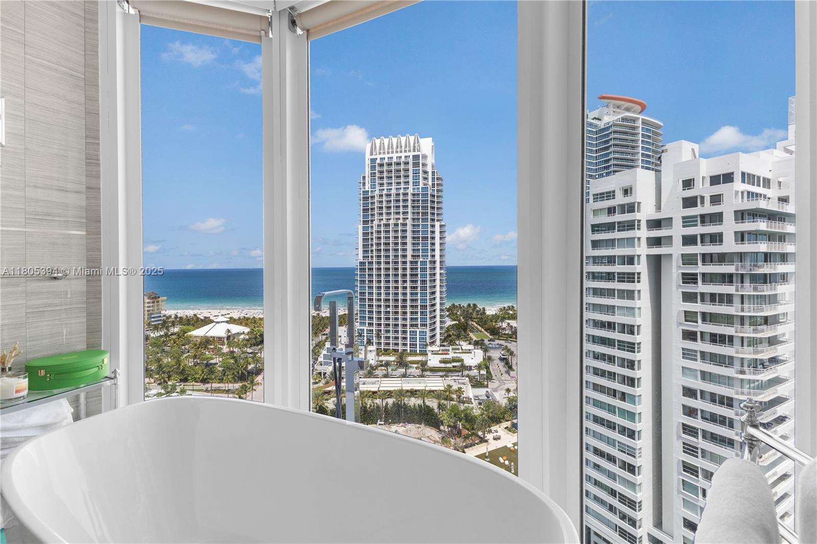 300 S Pointe Dr #2005, Miami Beach FL 33139