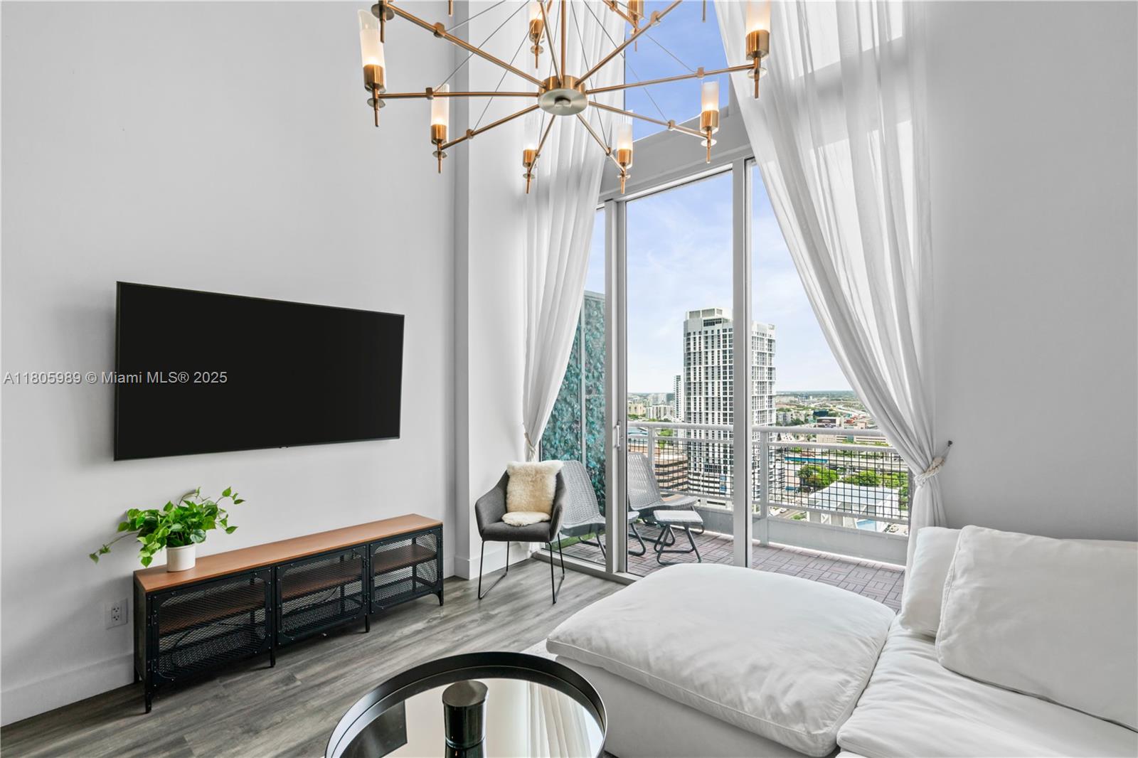 690 SW 1st Ct #2717, Miami FL 33130