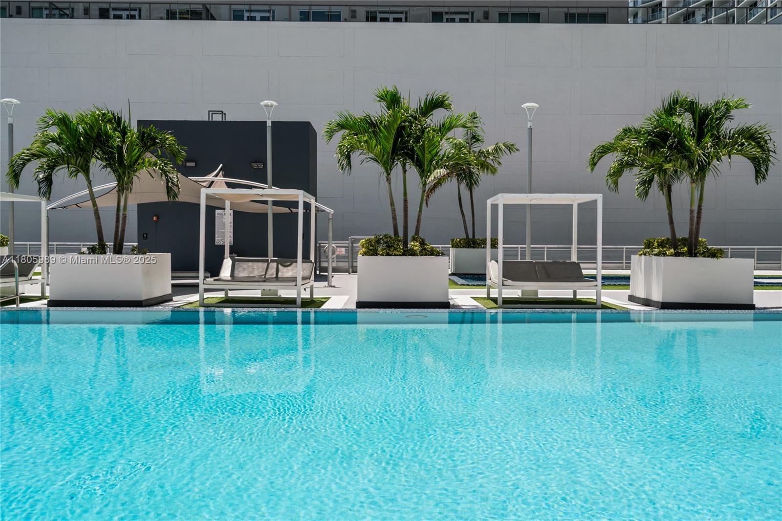690 SW 1st Ct #2717, Miami FL 33130