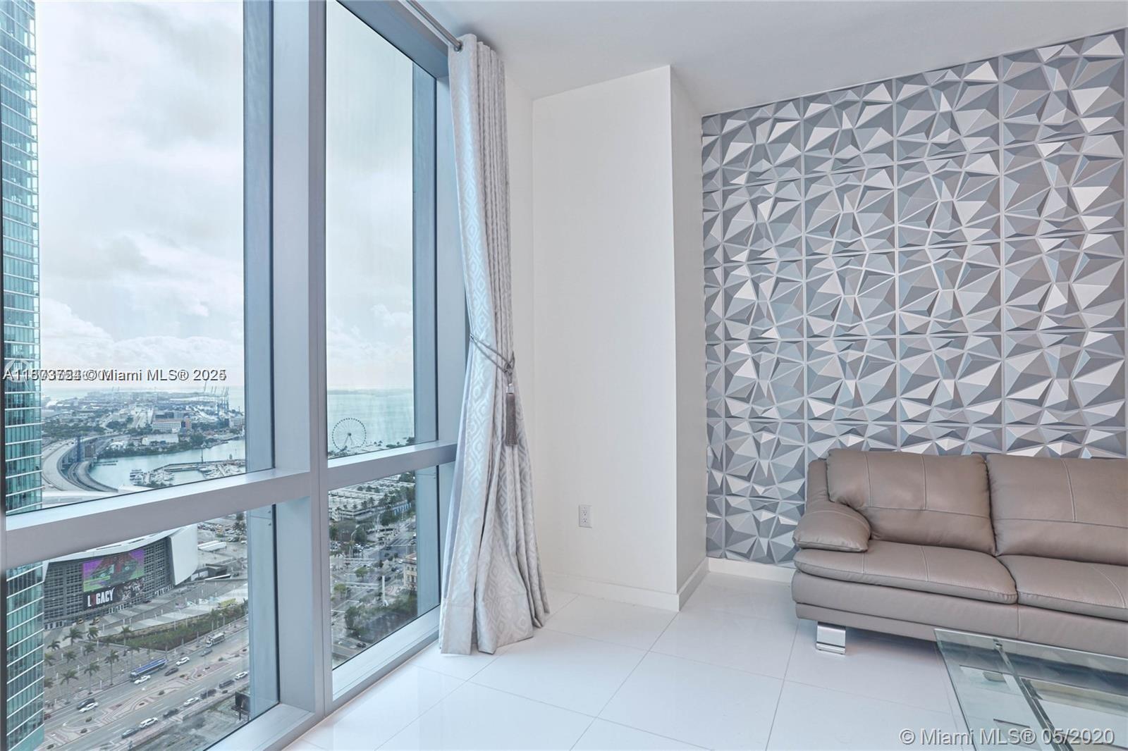 851 NE 1st Ave #3205, Miami FL 33132