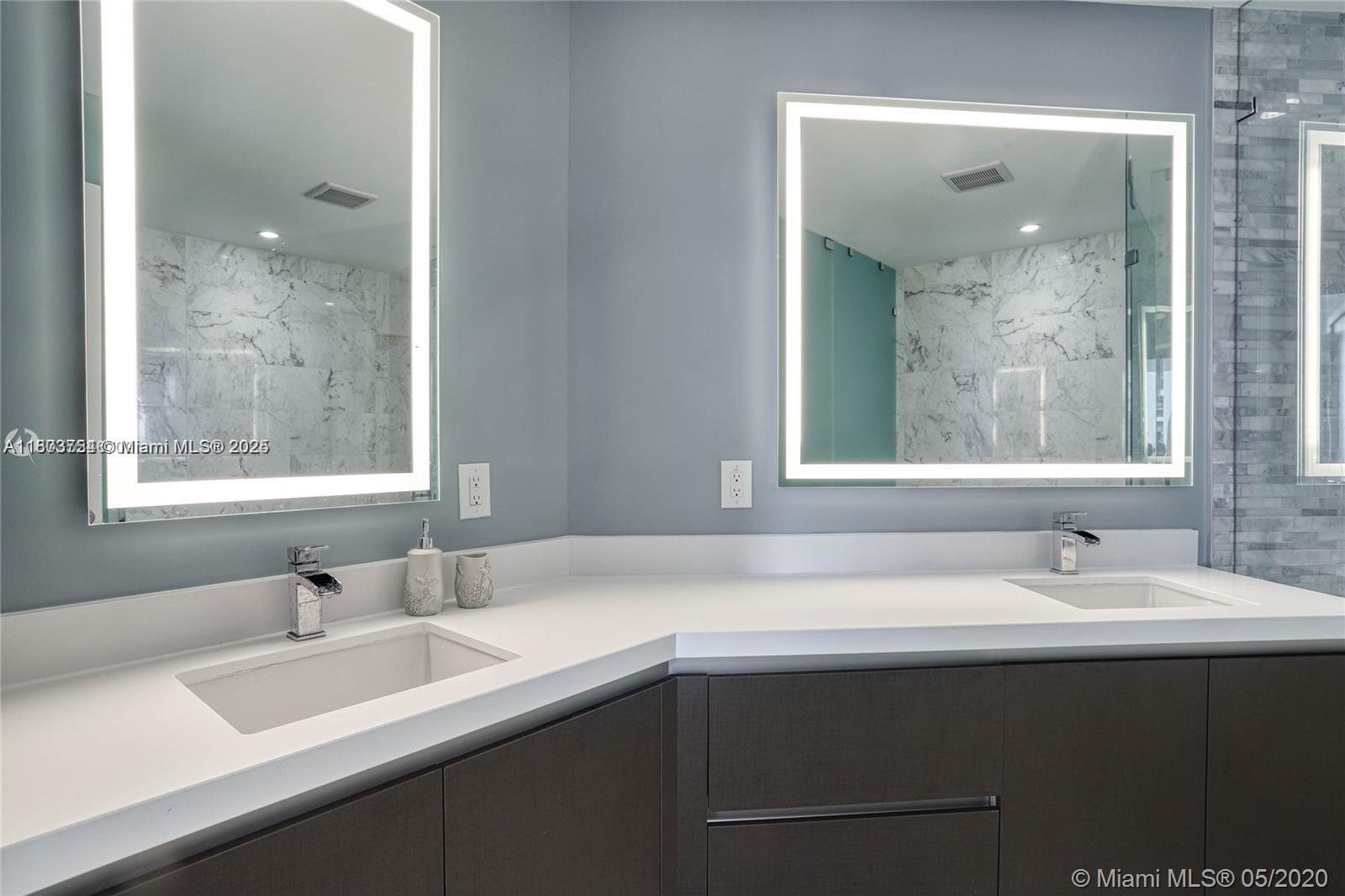 851 NE 1st Ave #3205, Miami FL 33132