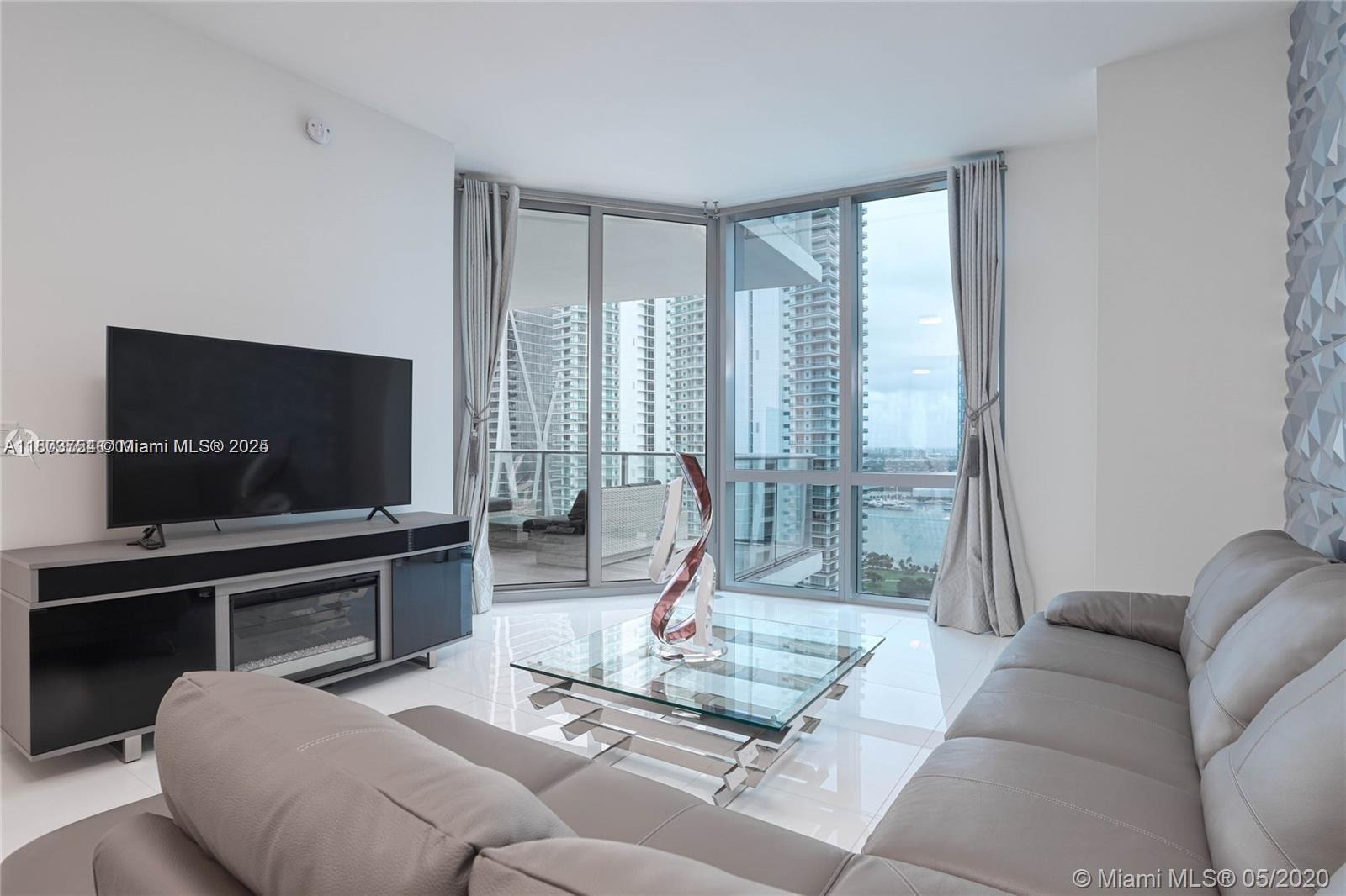 851 NE 1st Ave #3205, Miami FL 33132