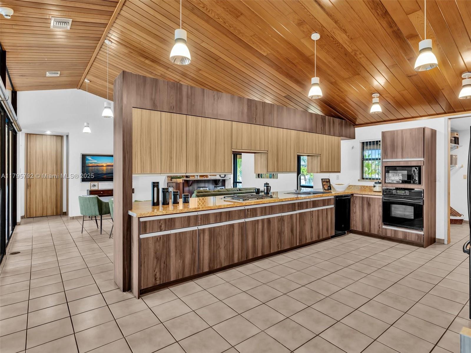 13494 Stirling Rd, Southwest Ranches, Florida image 21