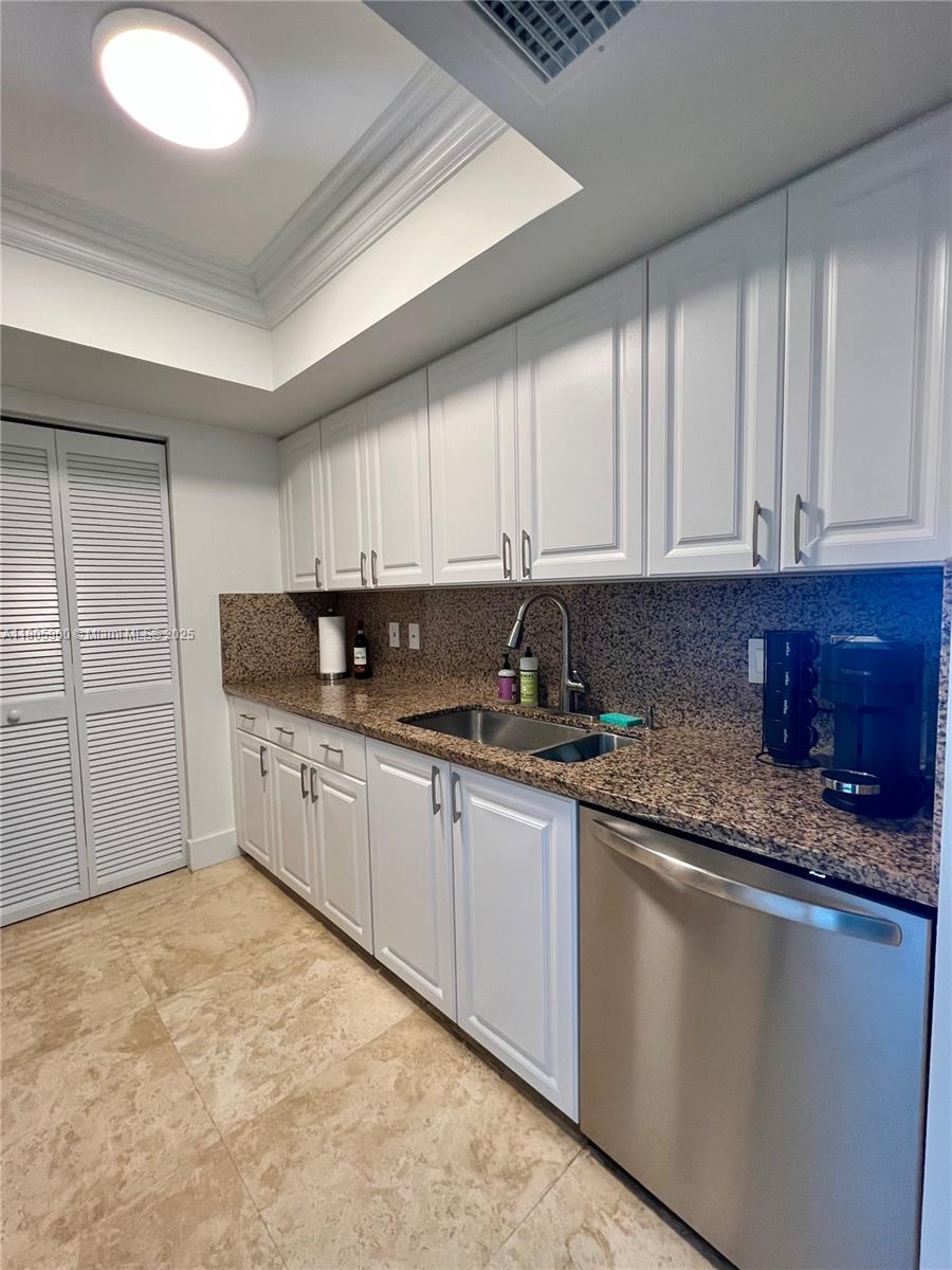 90 Alton Rd #3007, Miami Beach FL 33139