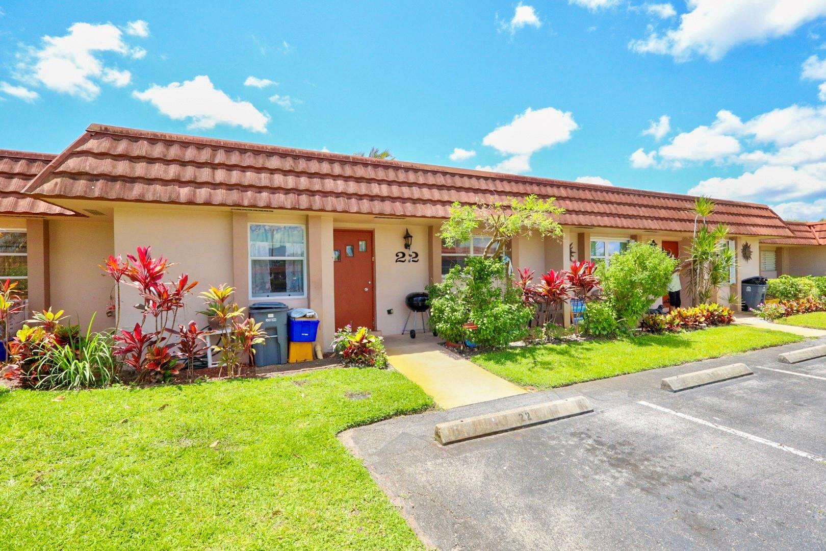 Cresthaven Condo Townhome