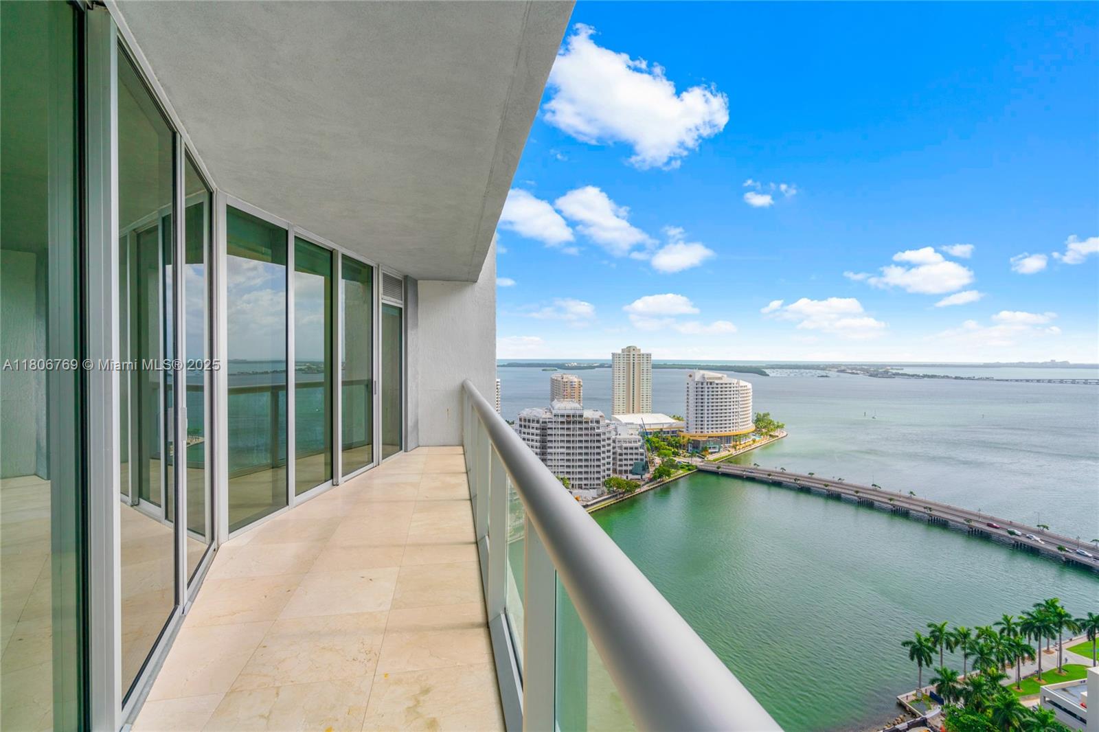 495 Brickell Ave #2709, Miami FL 33131