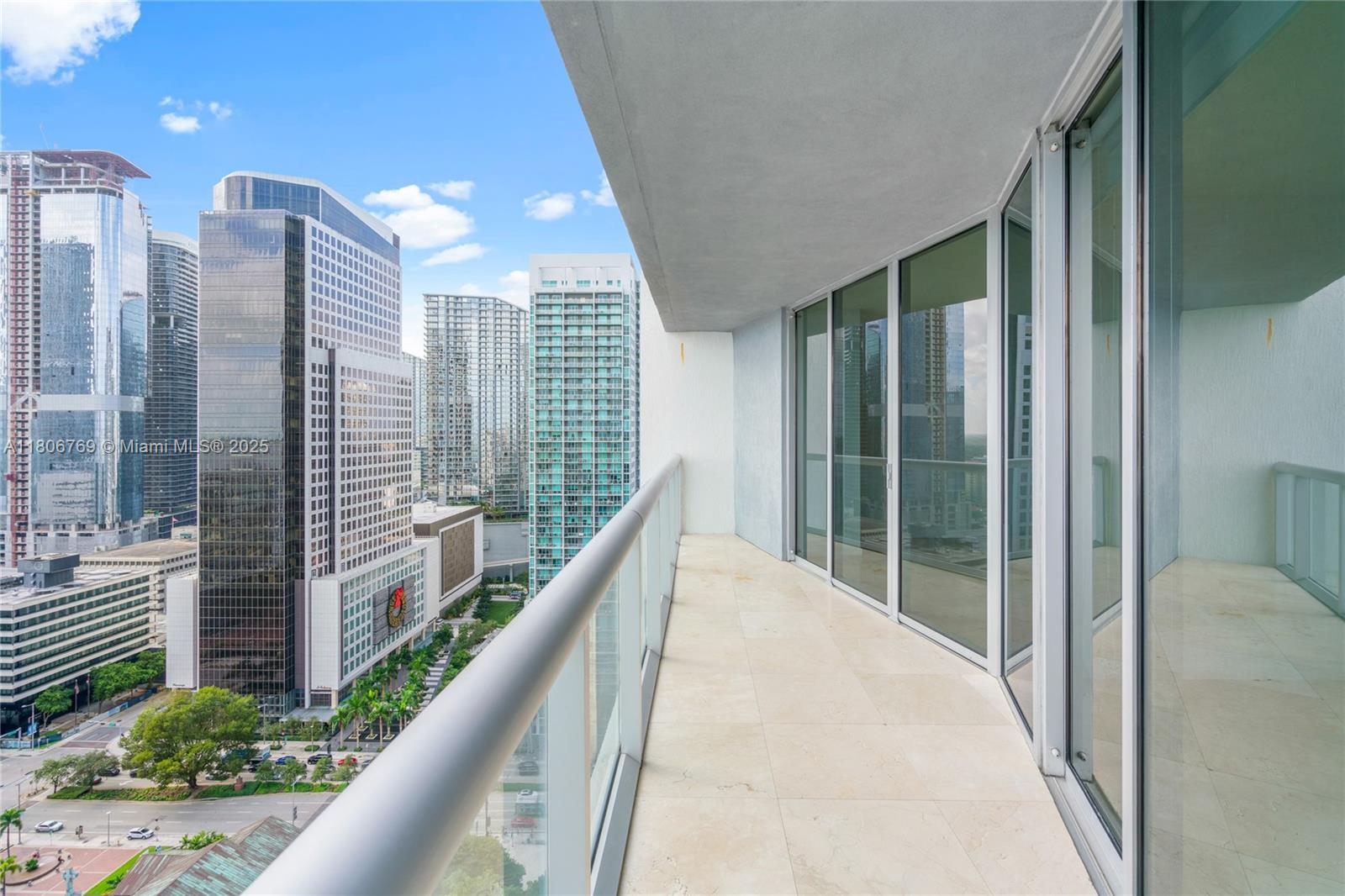495 Brickell Ave #2709, Miami FL 33131
