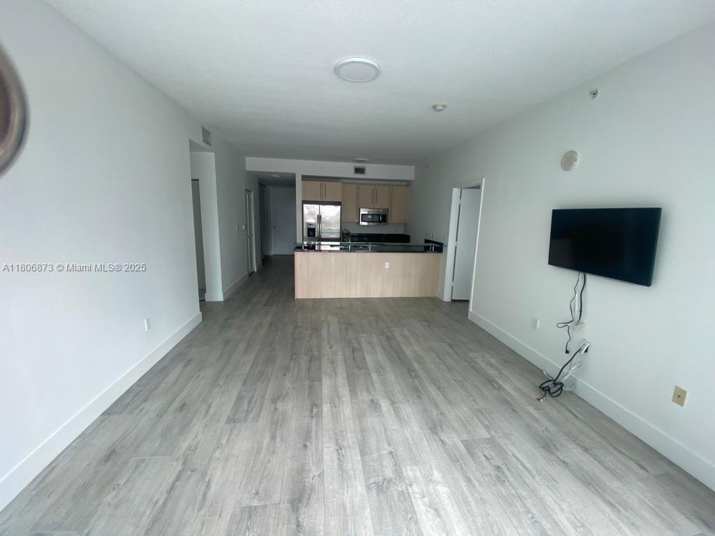 Condo for Sale in Miami, FL