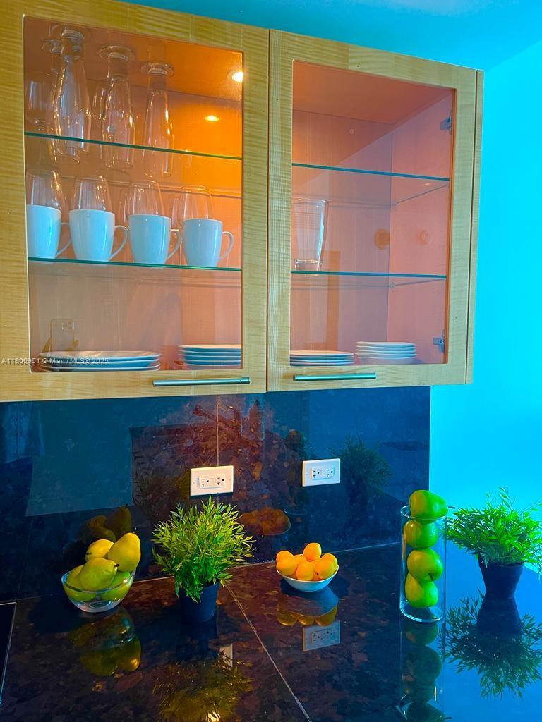 6801 Collins Ave #C1115, Miami Beach FL 33141