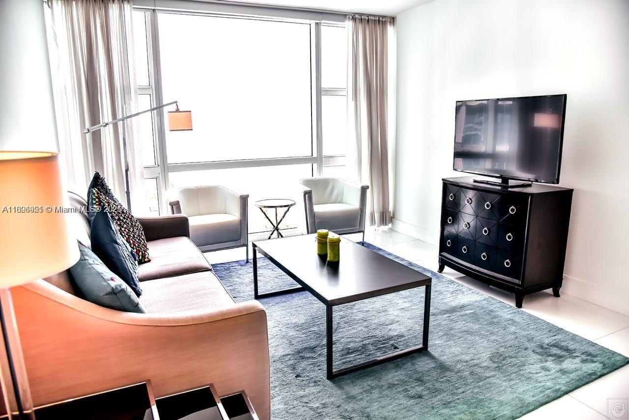 6801 Collins Ave #C1115, Miami Beach FL 33141
