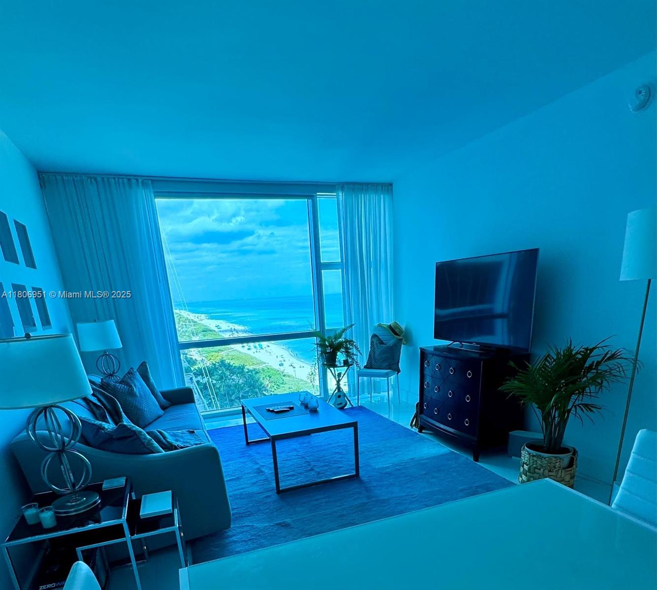 6801 Collins Ave #C1115, Miami Beach FL 33141