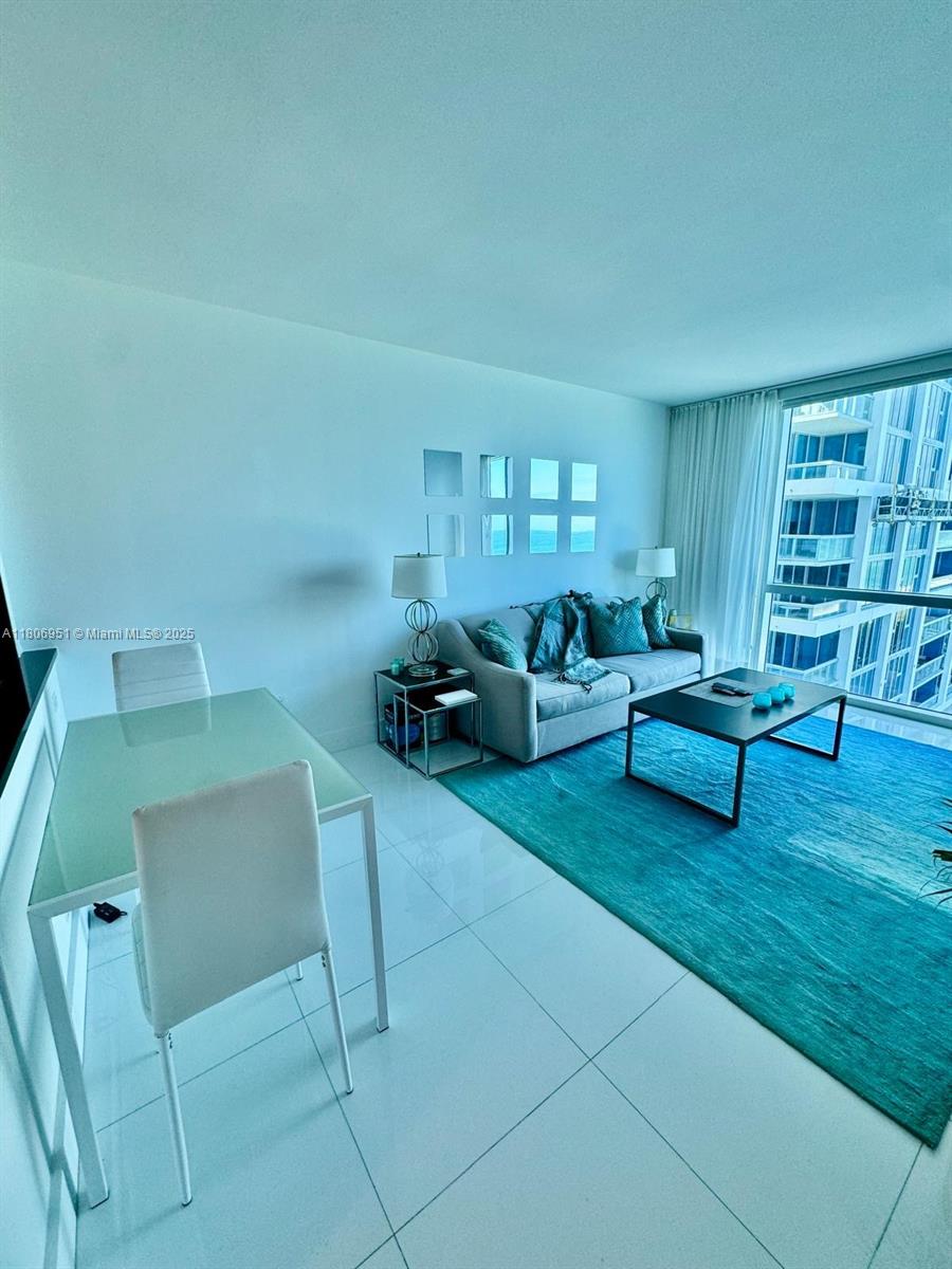 6801 Collins Ave #C1115, Miami Beach FL 33141