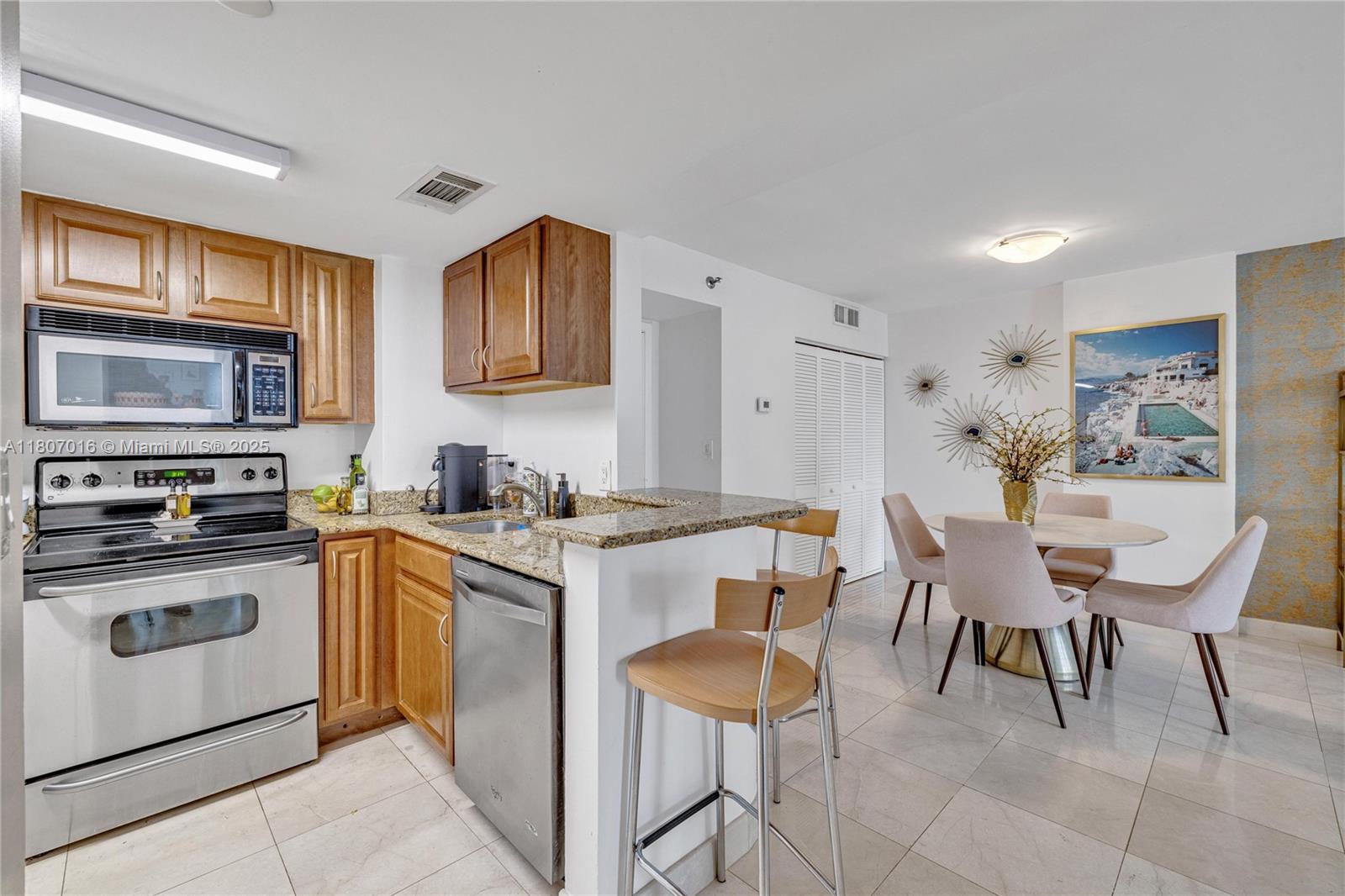 770 Claughton Island Dr #1409, Miami FL 33131