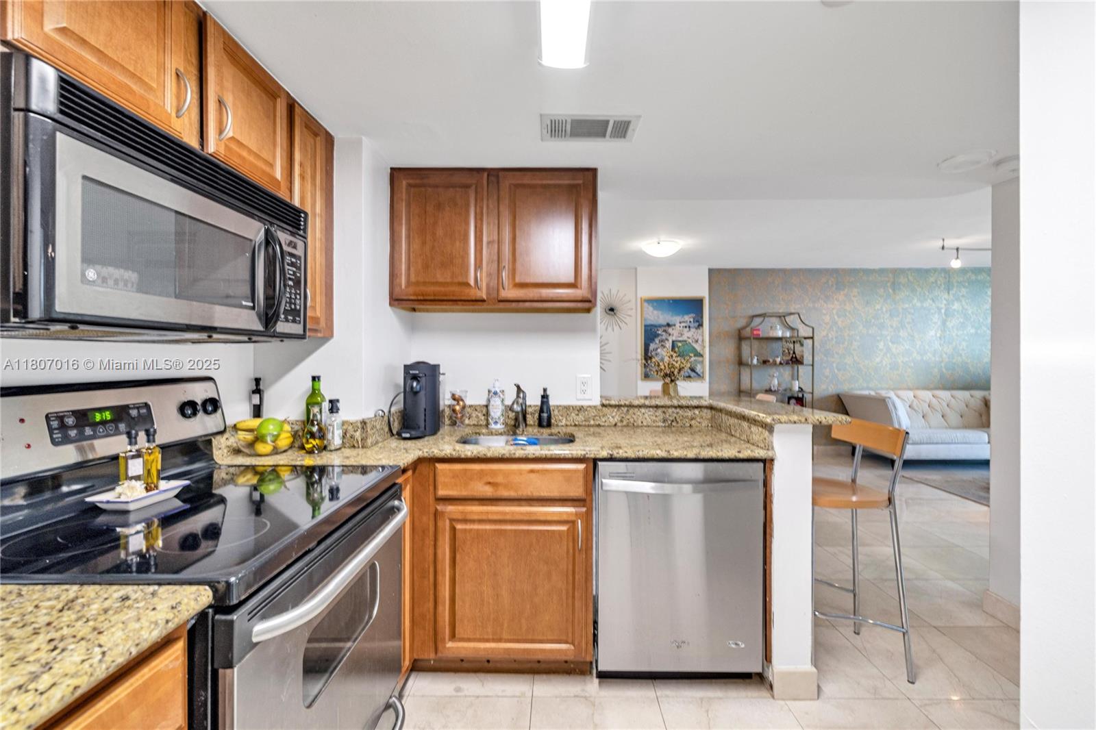 770 Claughton Island Dr #1409, Miami FL 33131