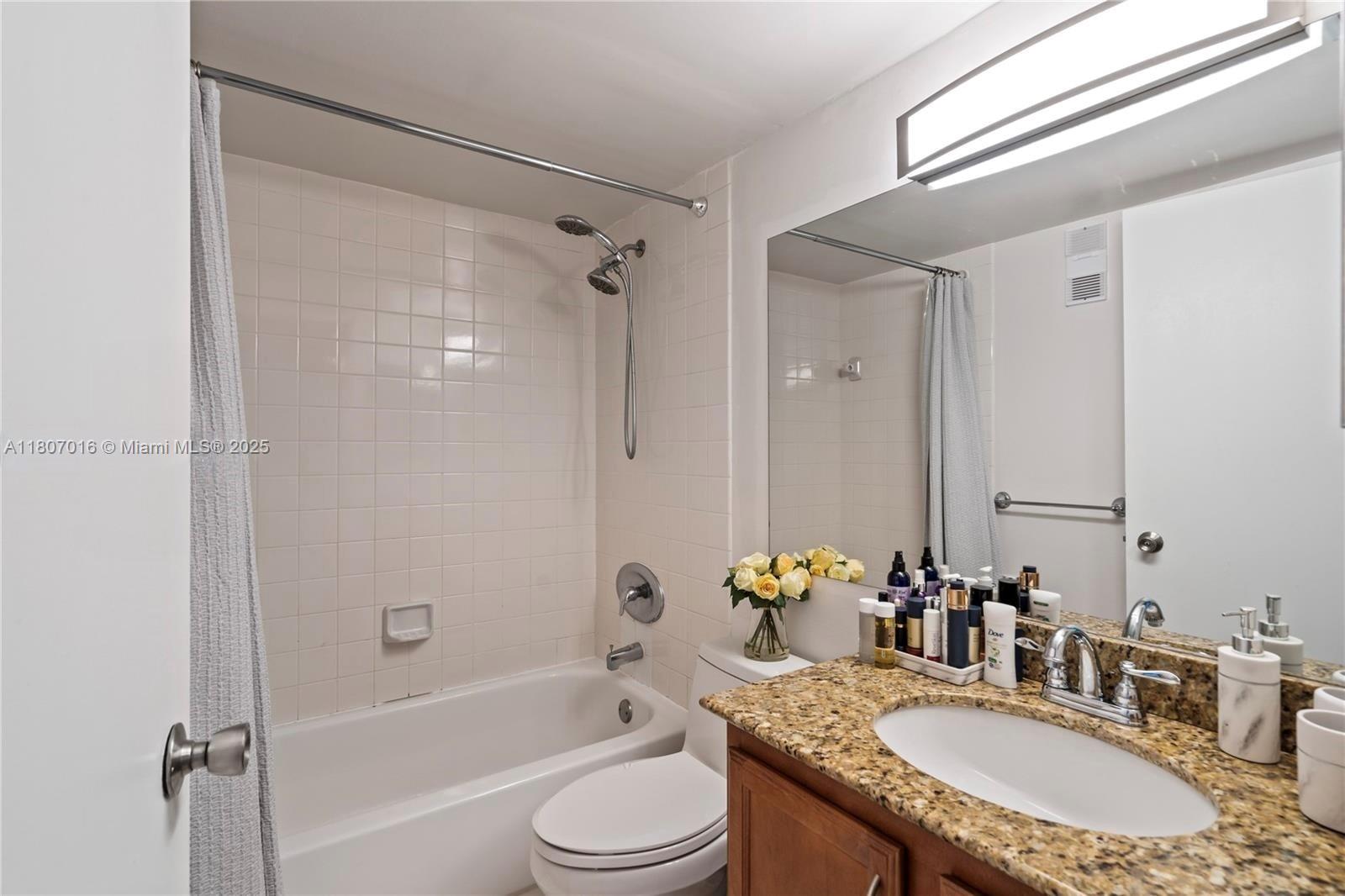 770 Claughton Island Dr #1409, Miami FL 33131