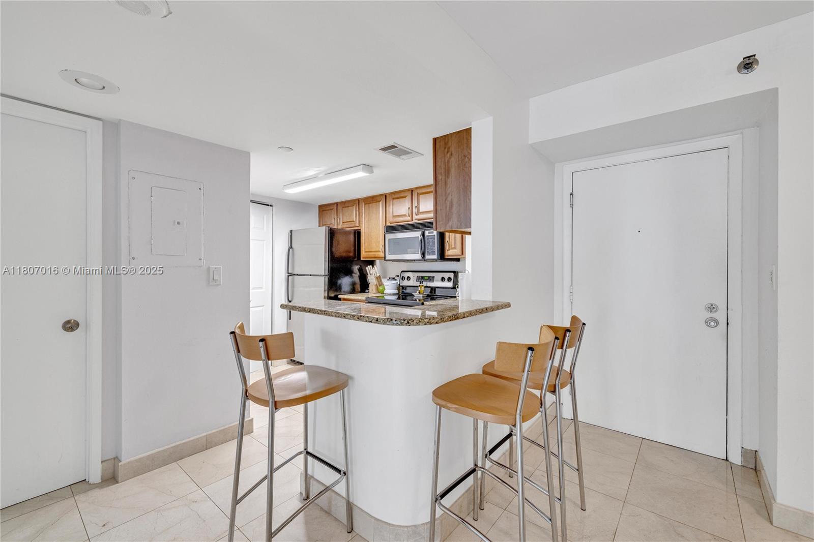 770 Claughton Island Dr #1409, Miami FL 33131