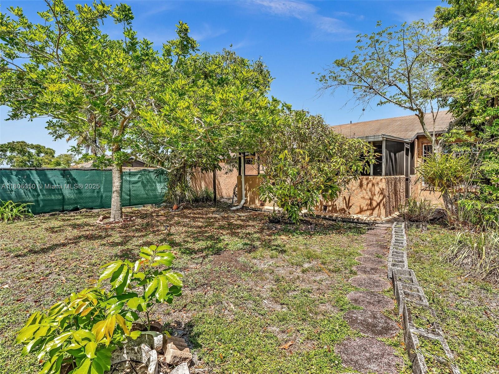 3034 NW 204 Terrace, Miami Gardens, Florida image 16