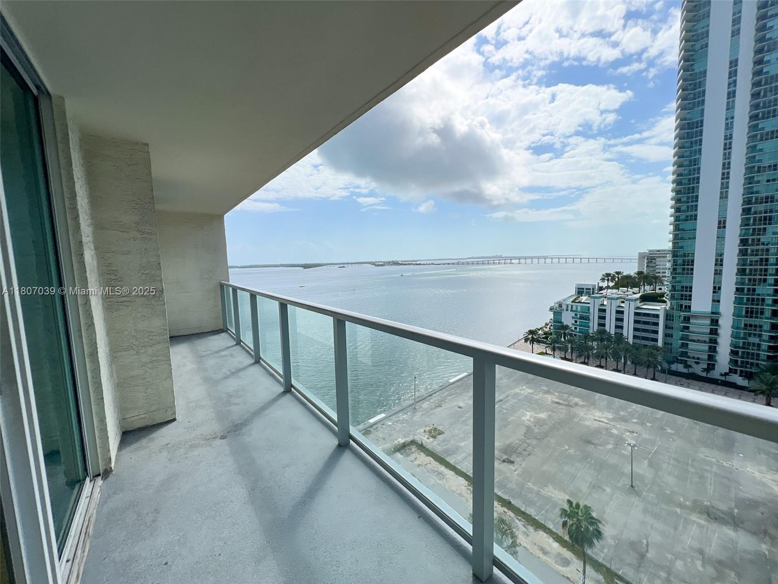1155 Brickell Bay Dr #1505, Miami FL 33131