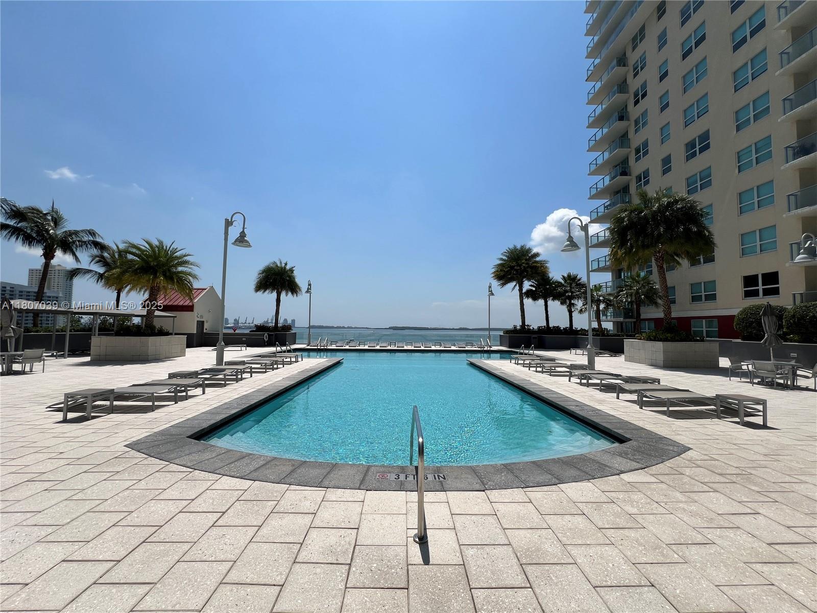 1155 Brickell Bay Dr #1505, Miami FL 33131