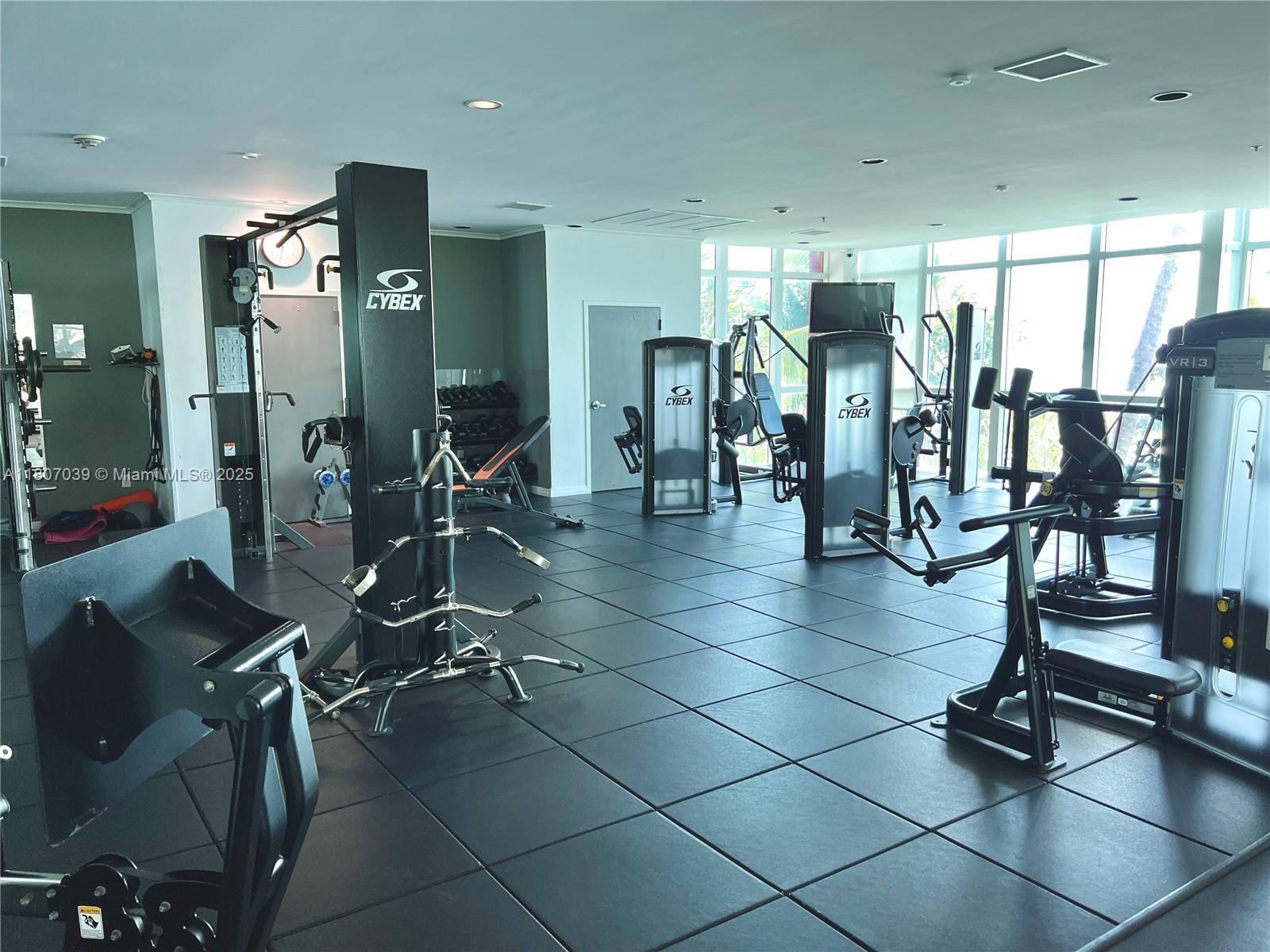 1155 Brickell Bay Dr #1505, Miami FL 33131