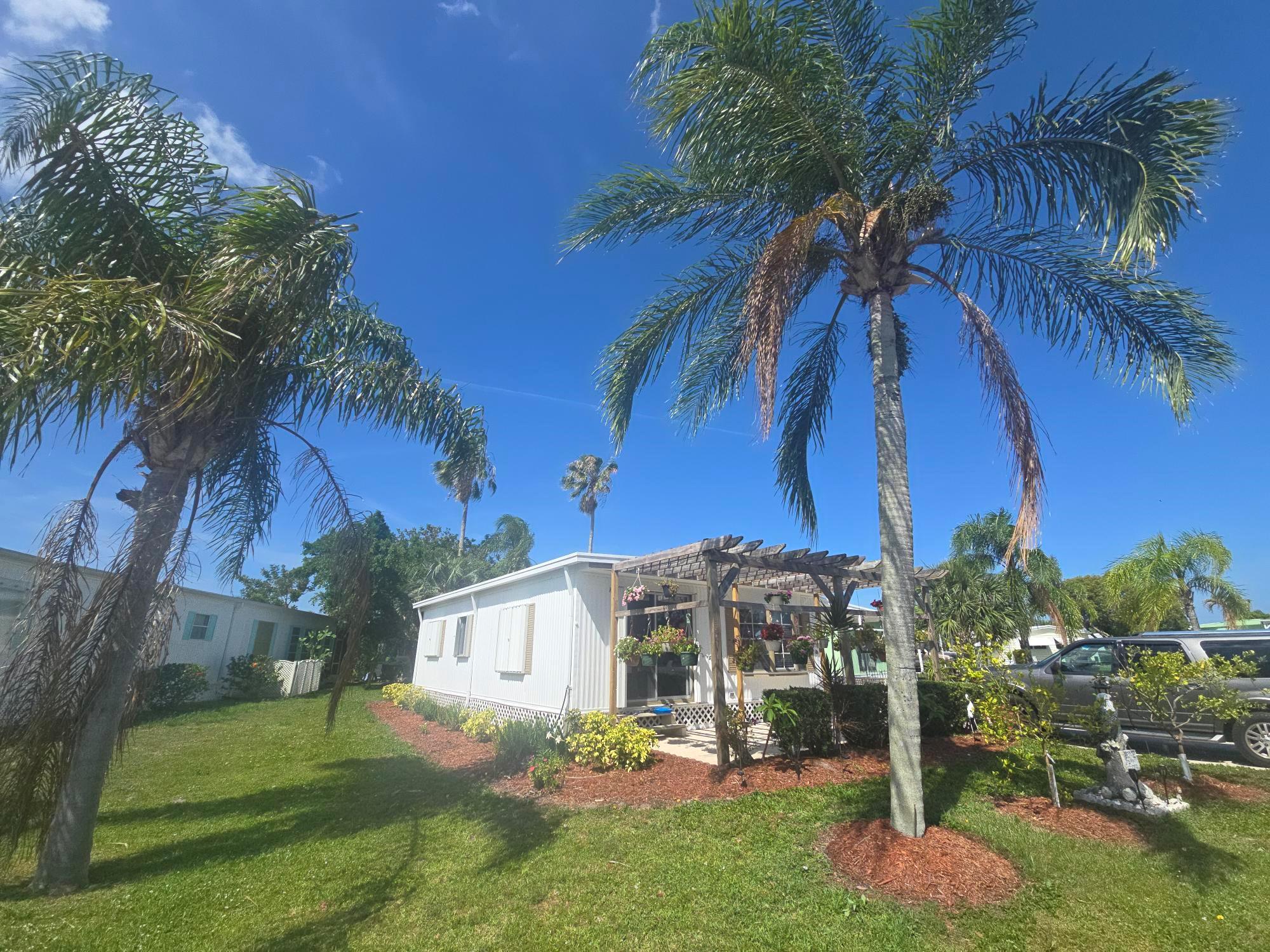 Homes for sale in Port St. Lucie, FL | 6 Don Quixote Lane, Port St. Lucie, FL 34952 | MLS# R11092493