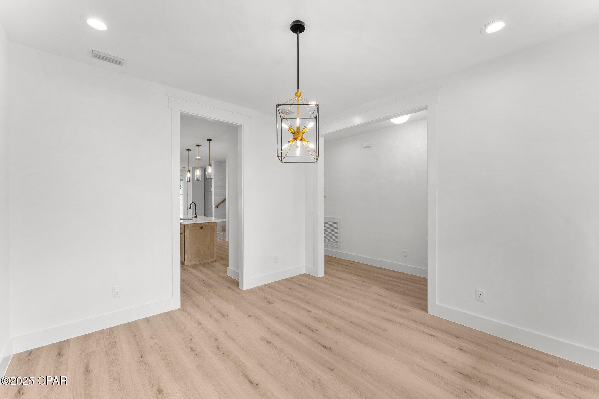 Image 7 For 328 Palm Beach Drive