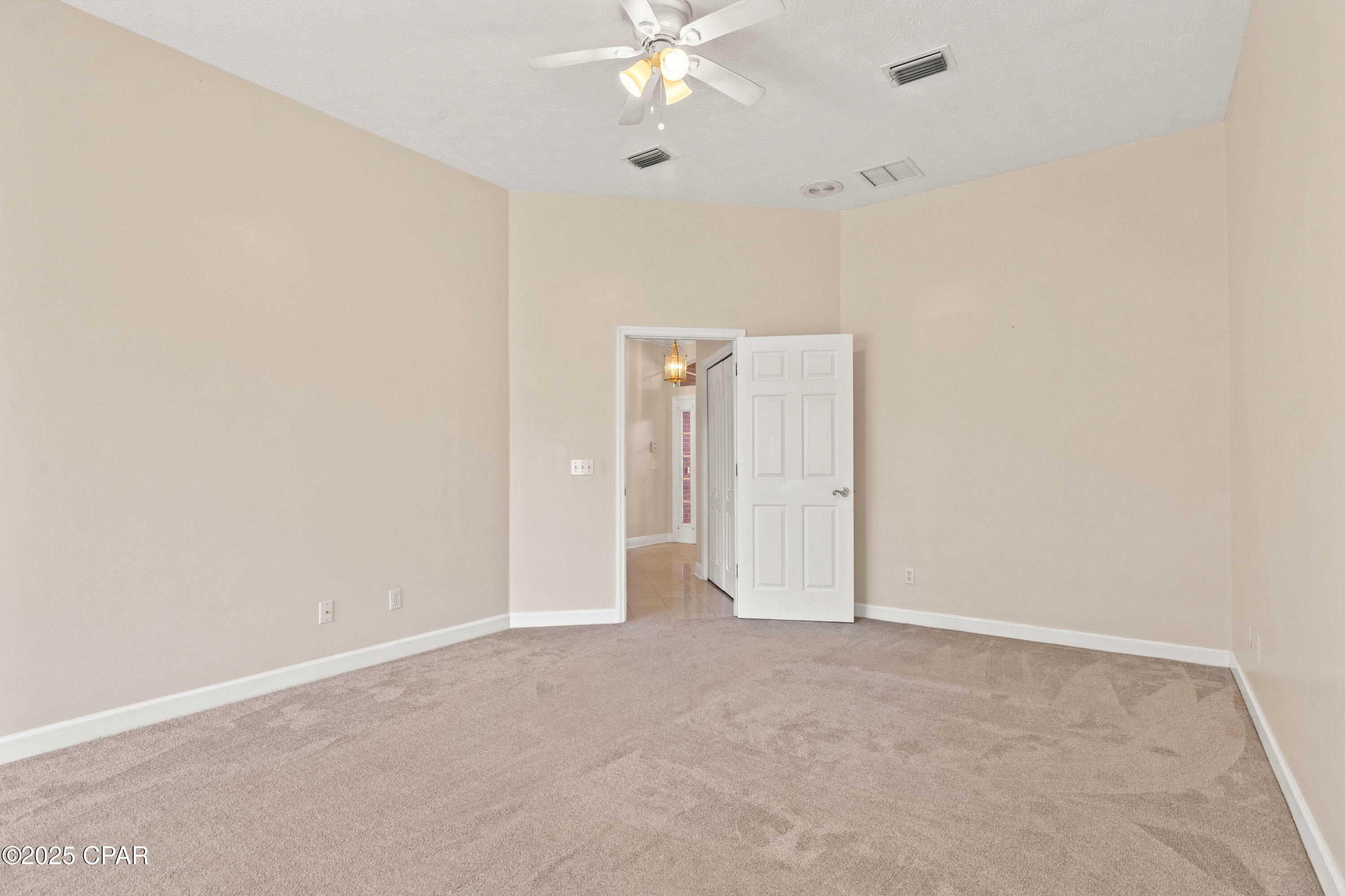 Image 33 For 106 Harrison Place