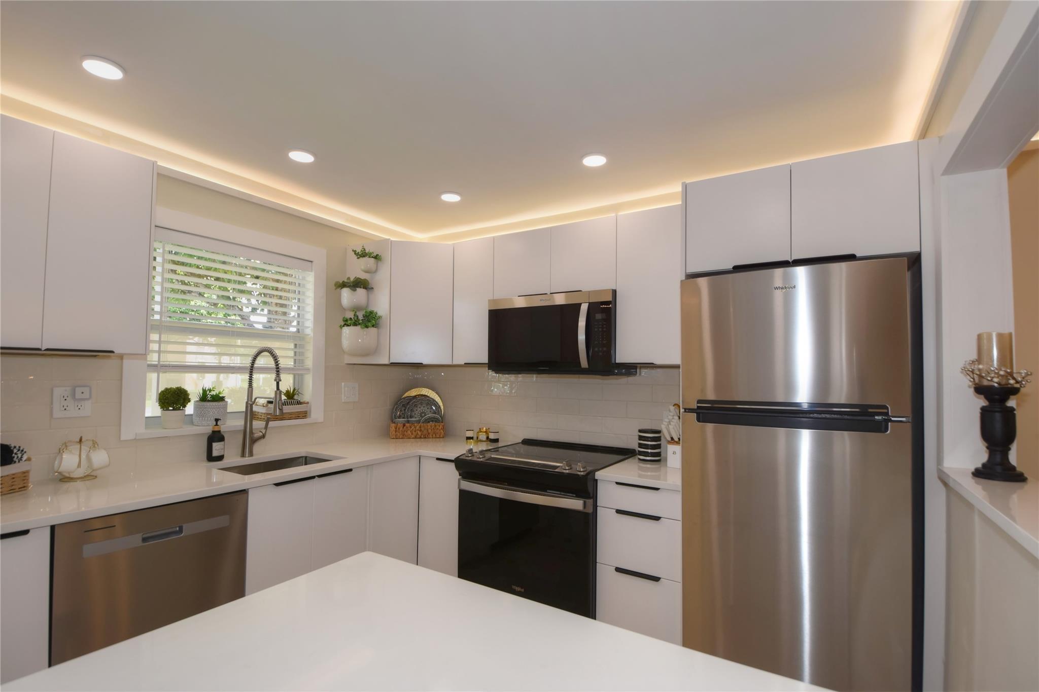 Sunrise Lakes Phase 3