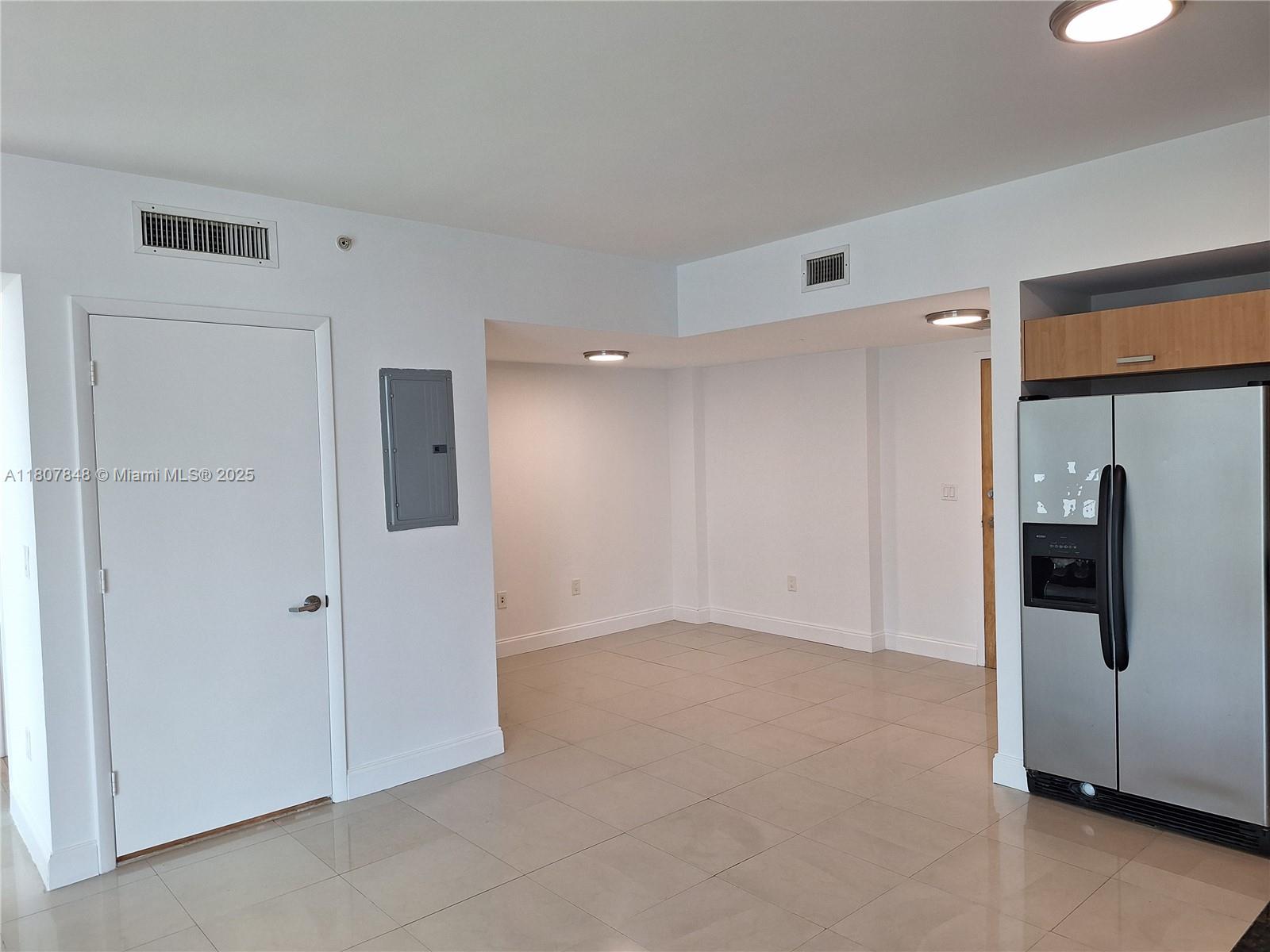 350 S Miami Ave #3708, Miami FL 33130