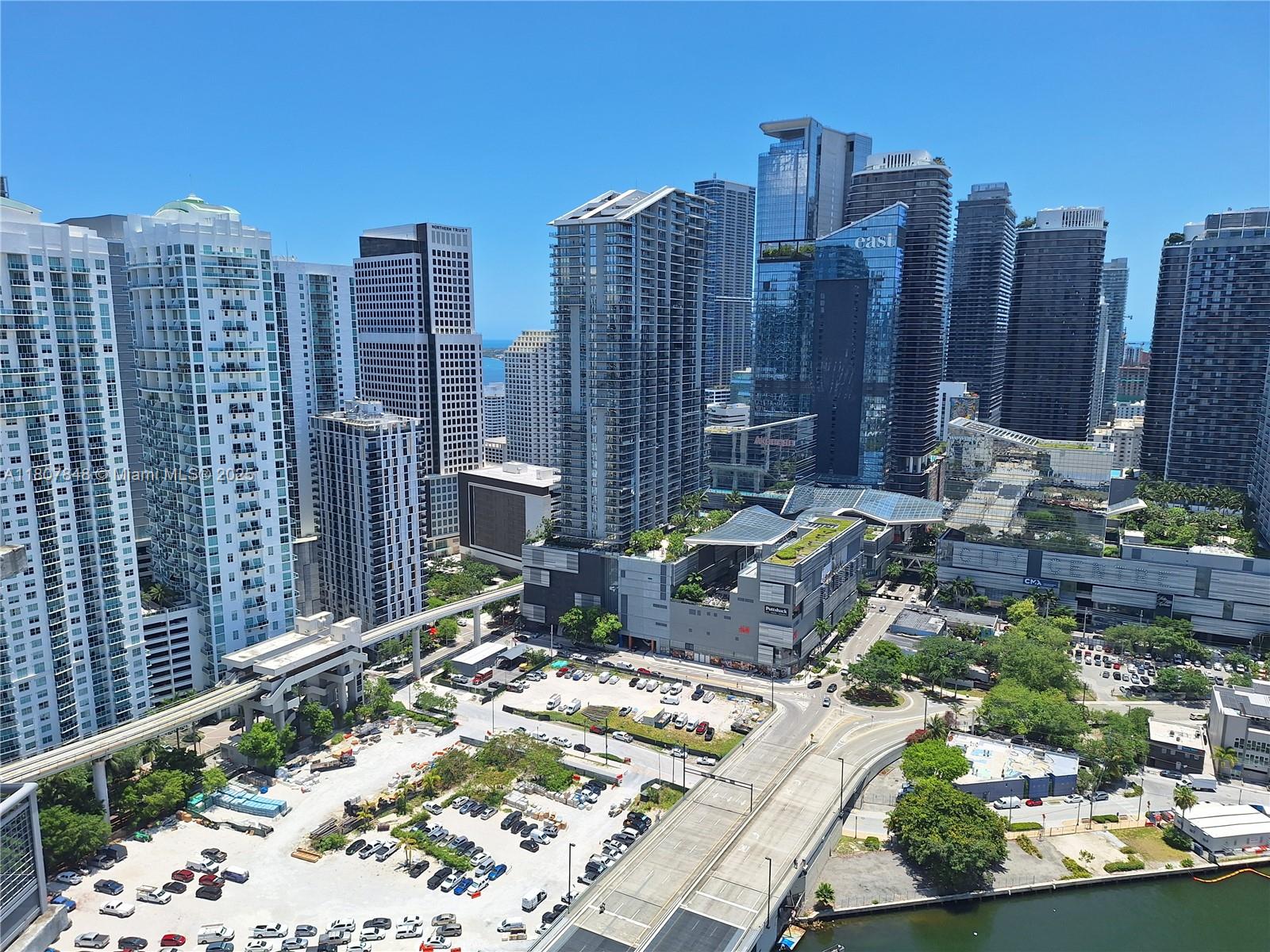 350 S Miami Ave #3708, Miami FL 33130