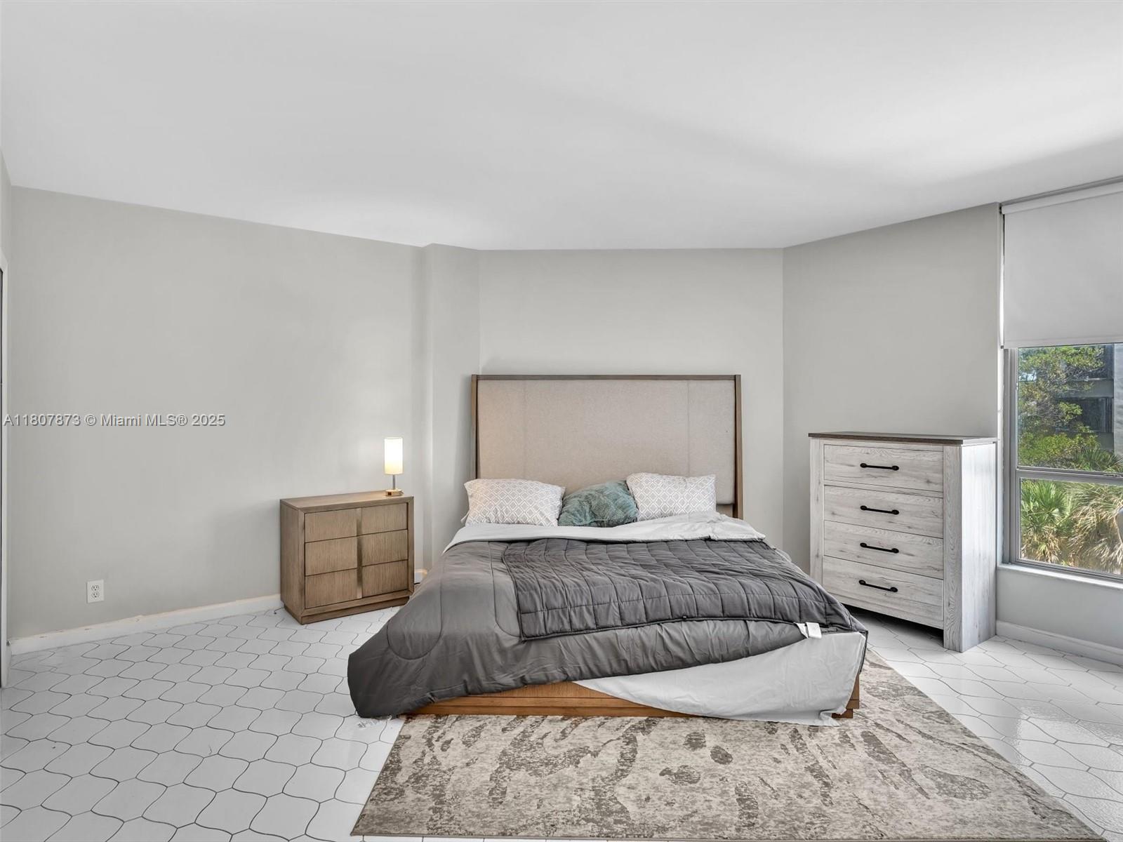 10155 Collins Ave #408, Bal Harbour FL 33154