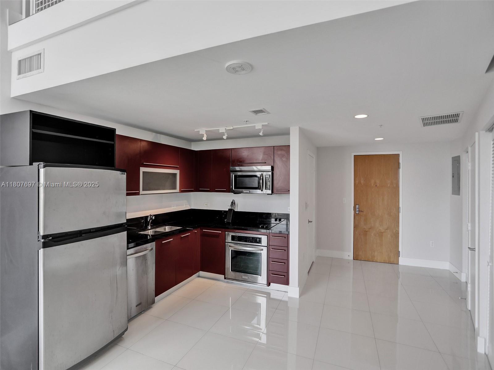 244 Biscayne Blvd #439, Miami FL 33132