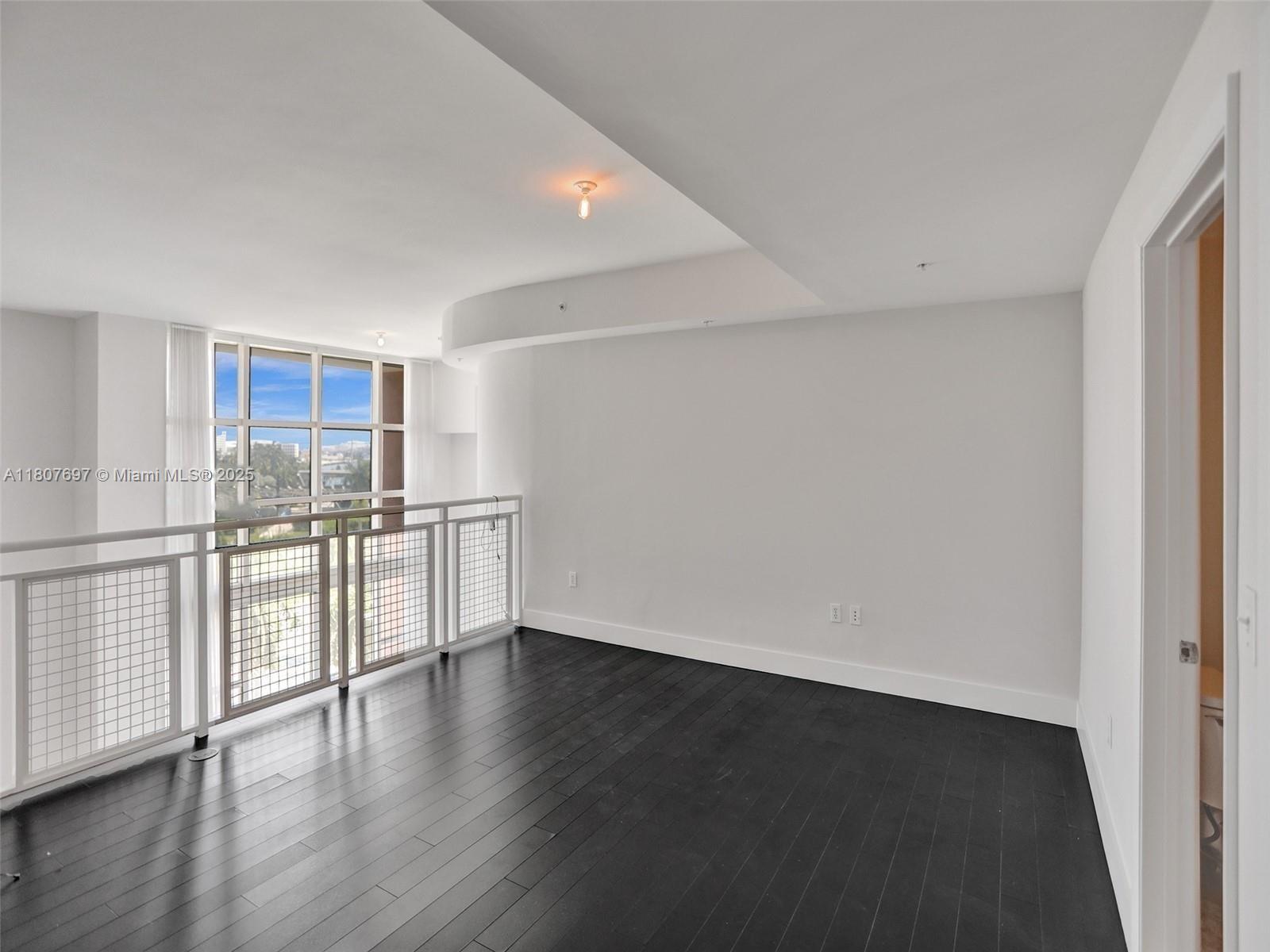 244 Biscayne Blvd #439, Miami FL 33132
