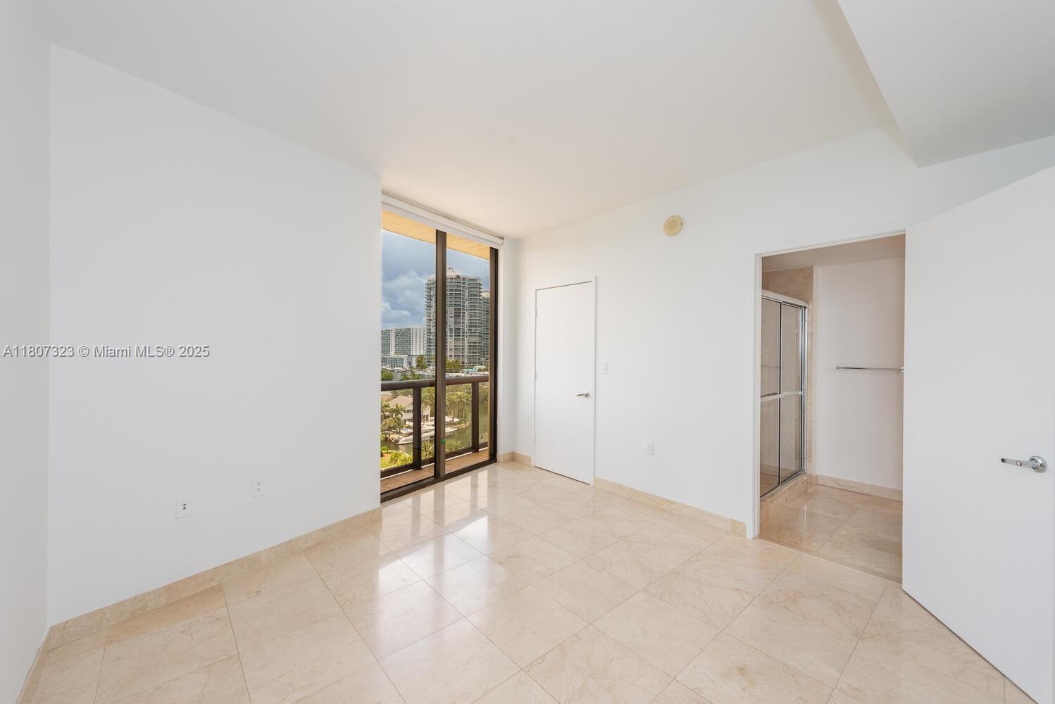 16275 COLLINS AV #804, Sunny Isles Beach FL 33160
