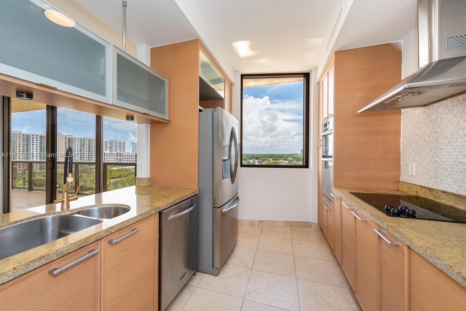 16275 COLLINS AV #804, Sunny Isles Beach FL 33160