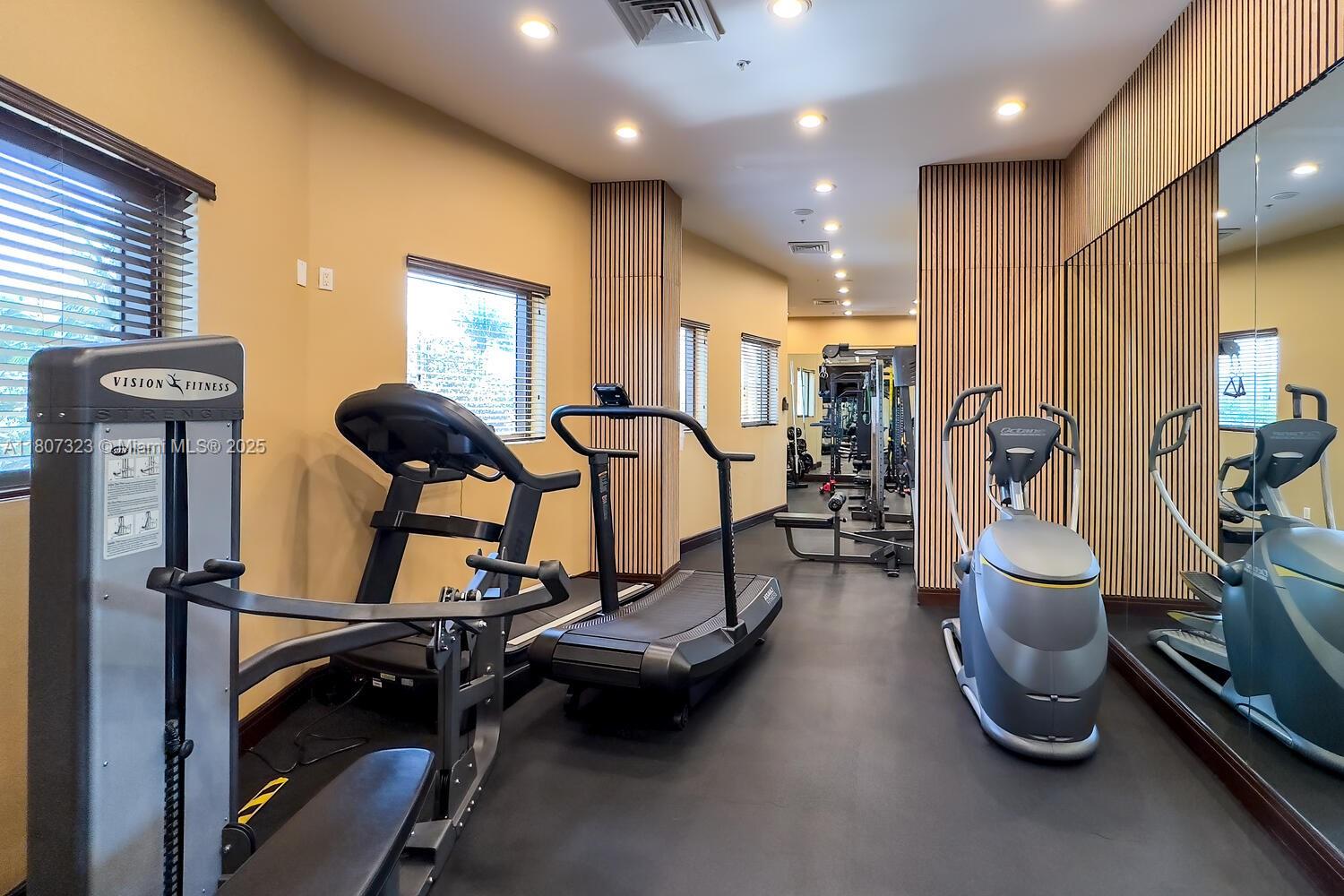 16275 COLLINS AV #804, Sunny Isles Beach FL 33160