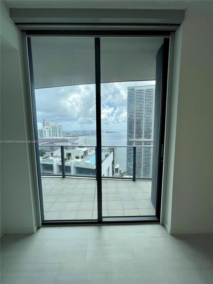 Miami FL 33131 - A11808255