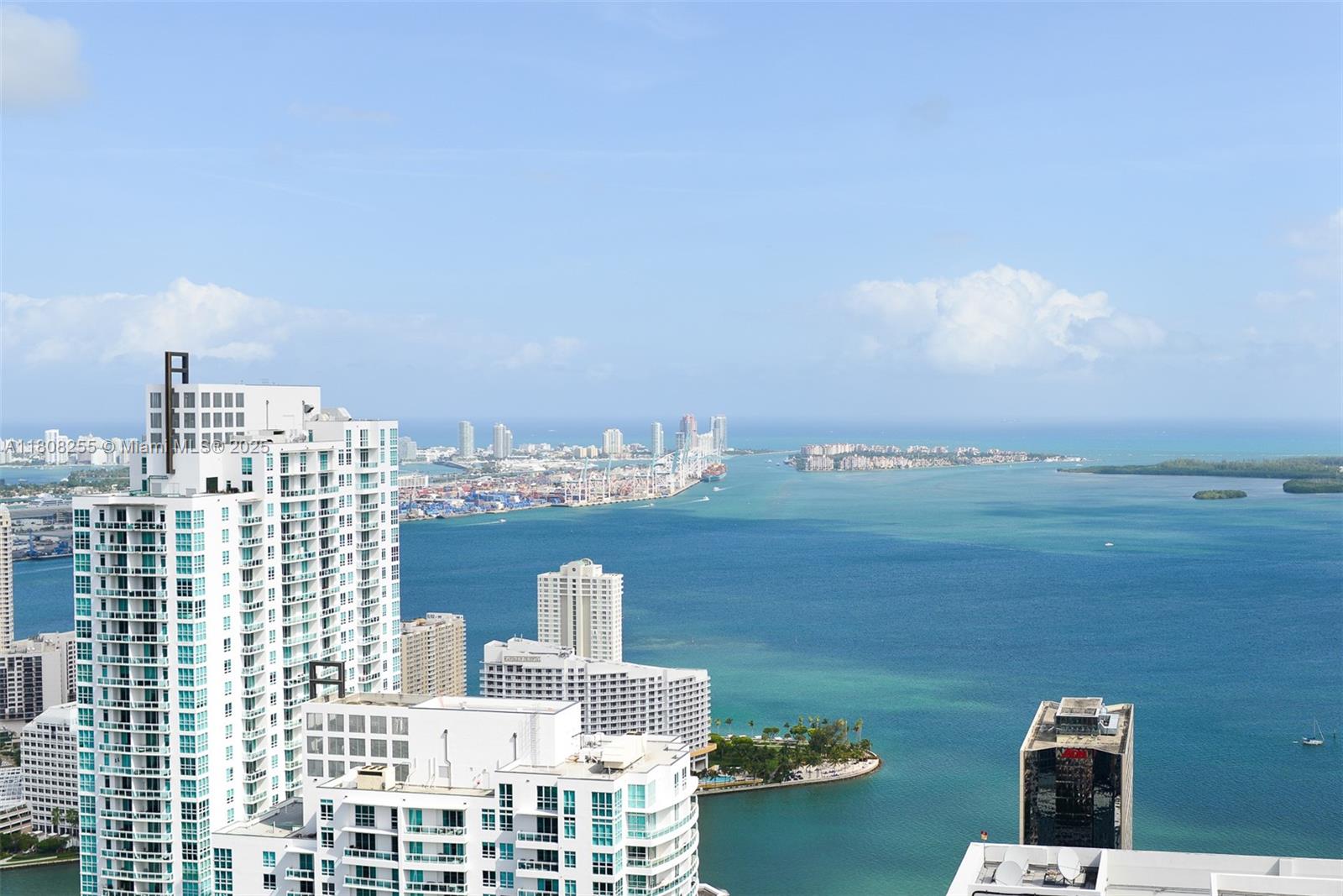 Miami FL 33131 - A11808255