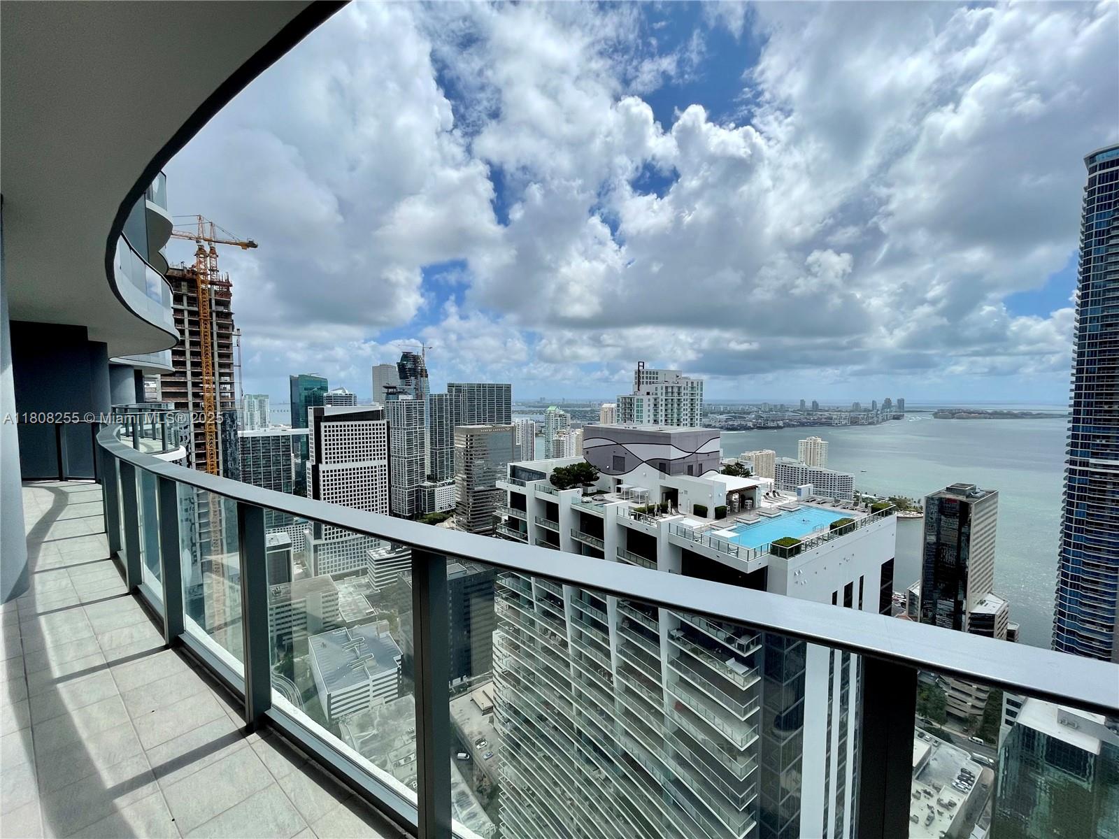 Miami FL 33131 - A11808255