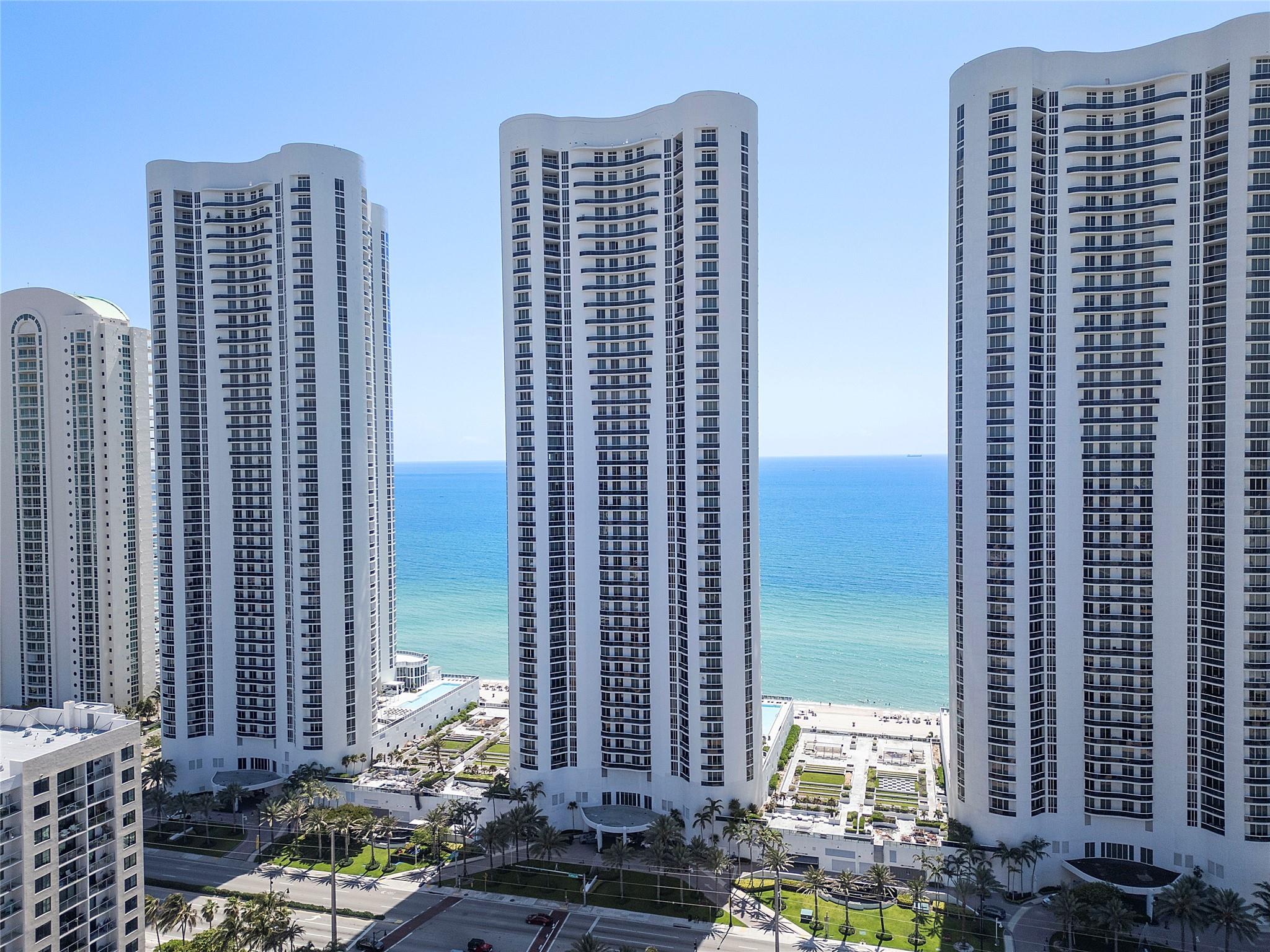 Condo for Sale in Sunny Isles Beach, FL