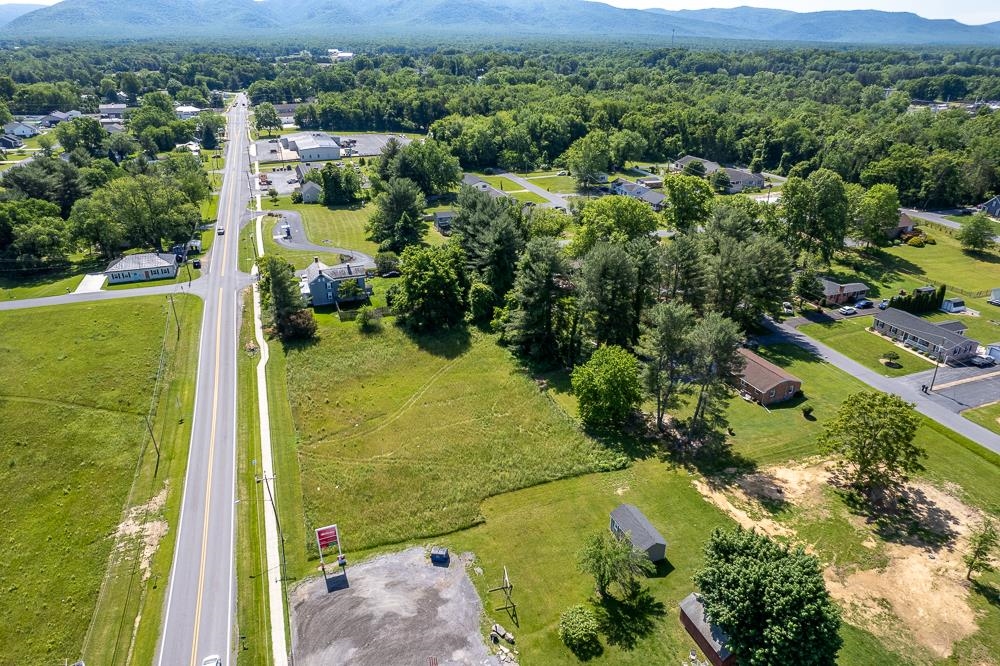 TBD 300 Block 3rd St