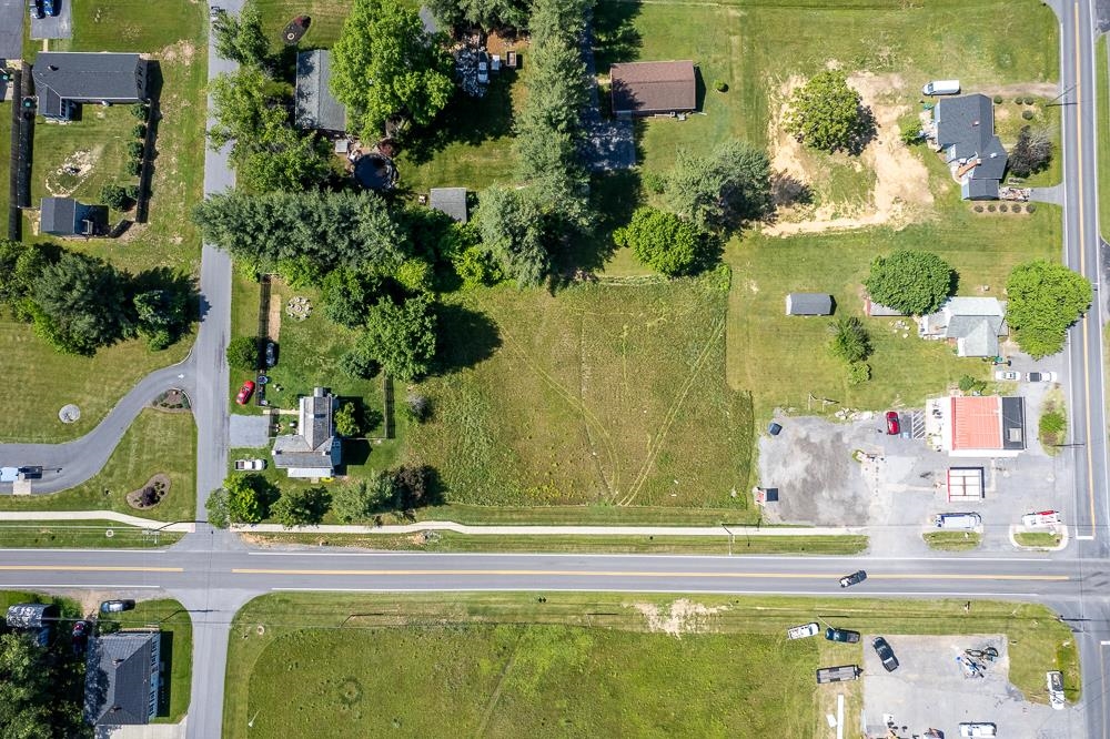 TBD 300 Block 3rd St