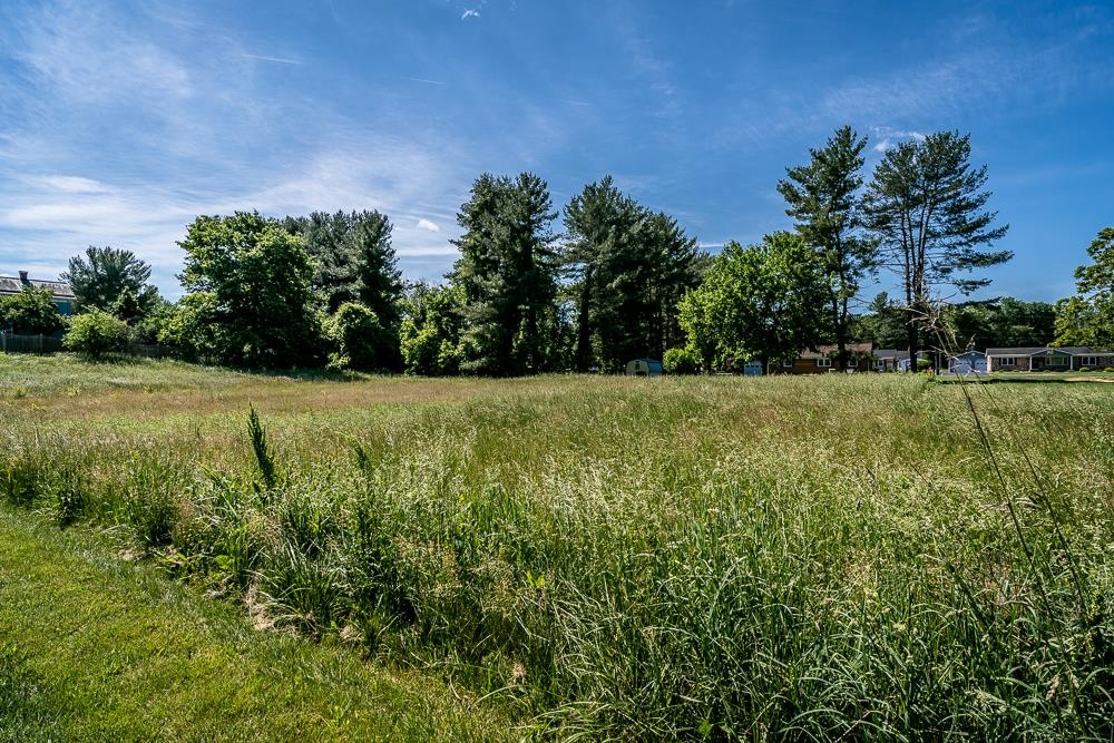 TBD 300 Block 3rd St