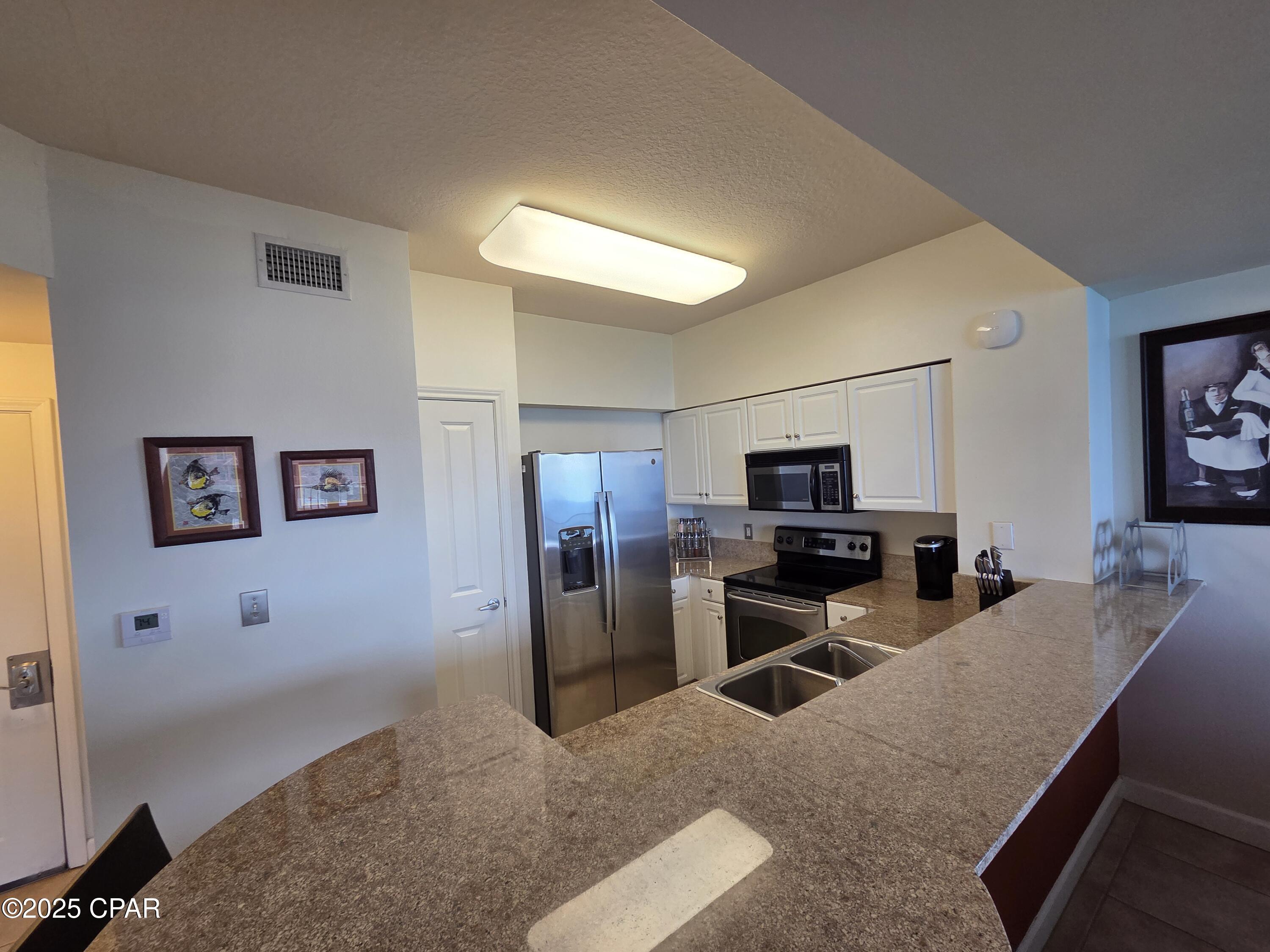 Image 10 For 9900 Thomas Drive 2216